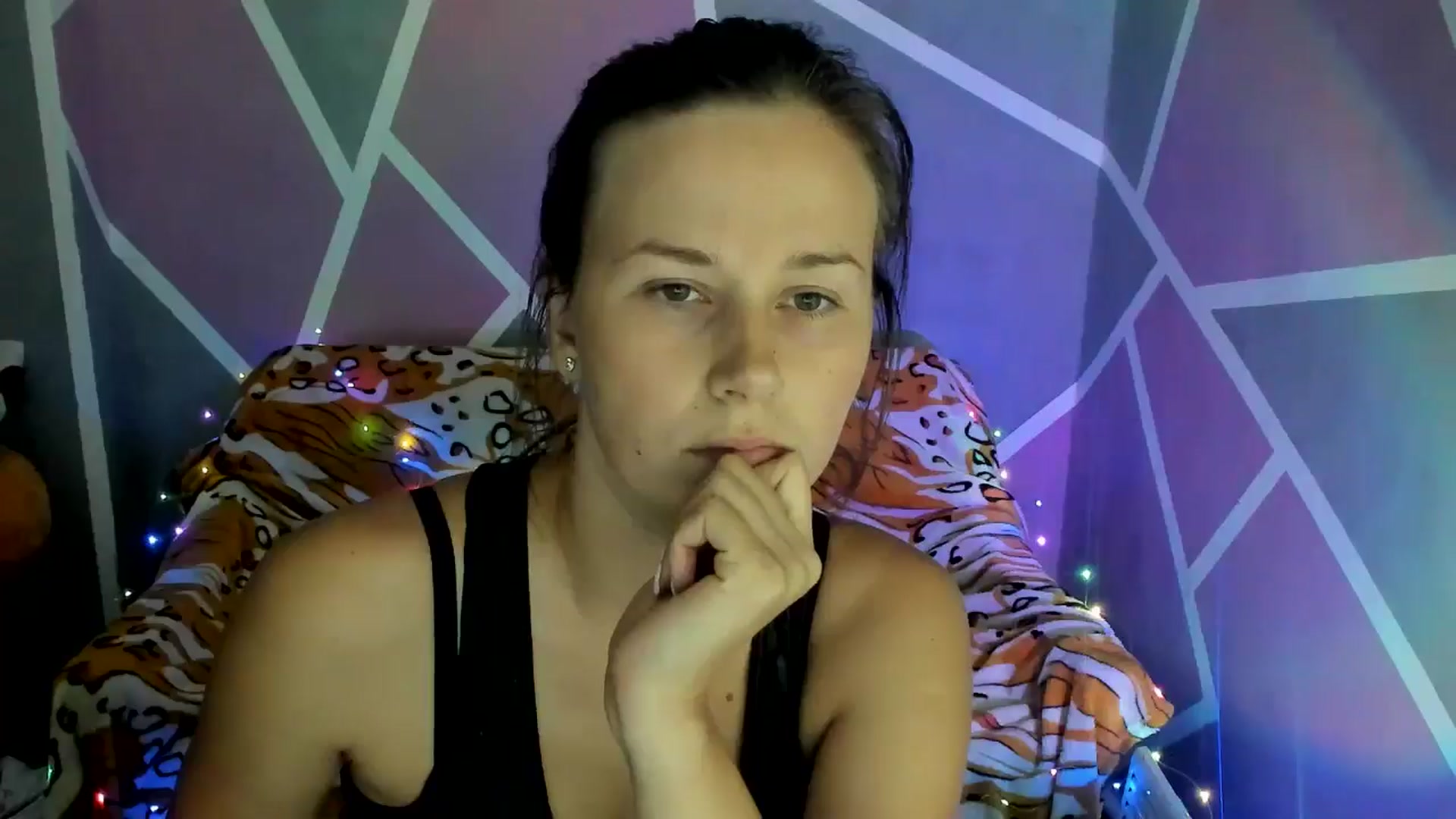 Gallery image thumbnail from Sexy_Ukr's myfreecams stream on, 09/11/2024, 17:00 image 15 of 20