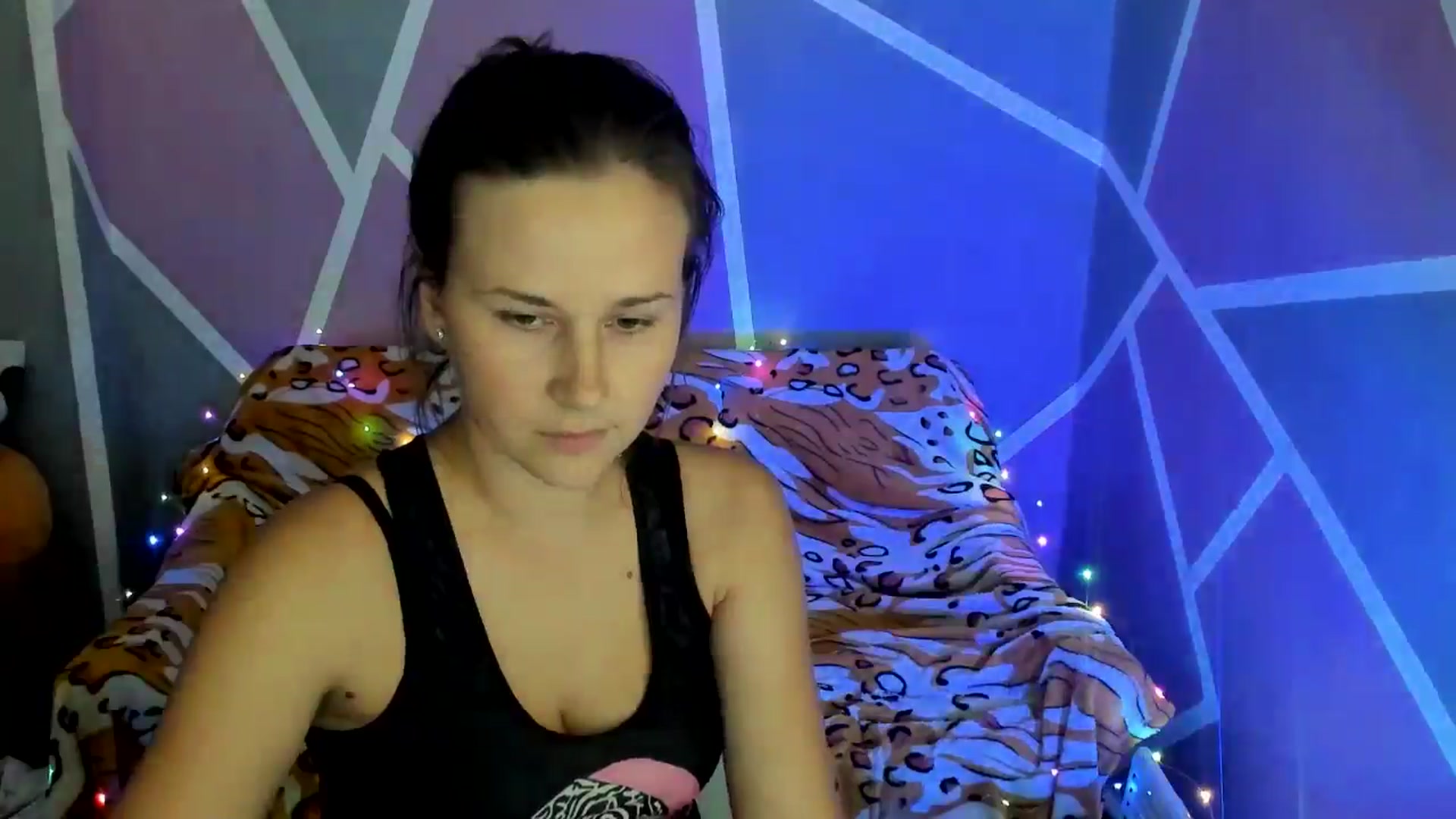 Gallery image thumbnail from Sexy_Ukr's myfreecams stream on, 09/11/2024, 17:00 image 10 of 20