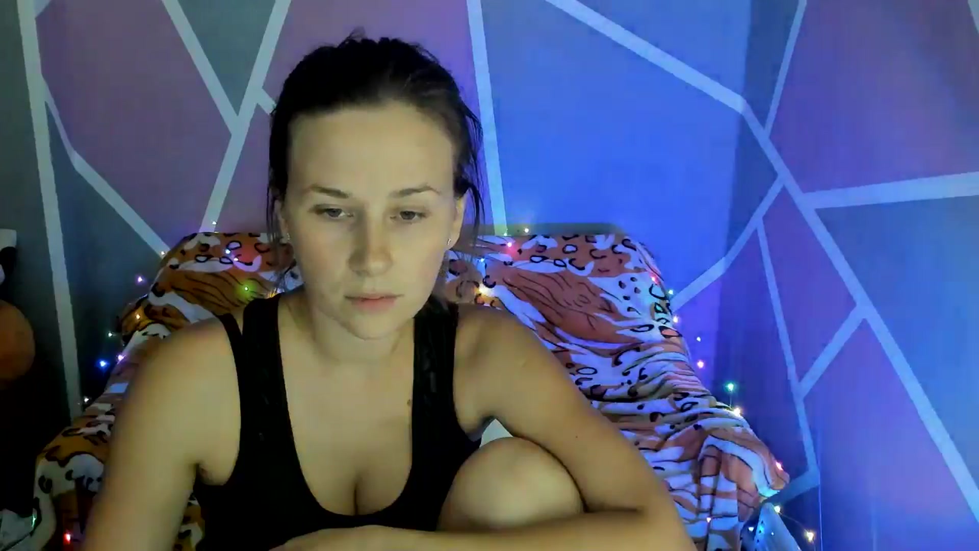 Gallery image thumbnail from Sexy_Ukr's myfreecams stream on, 09/11/2024, 17:00 image 16 of 20