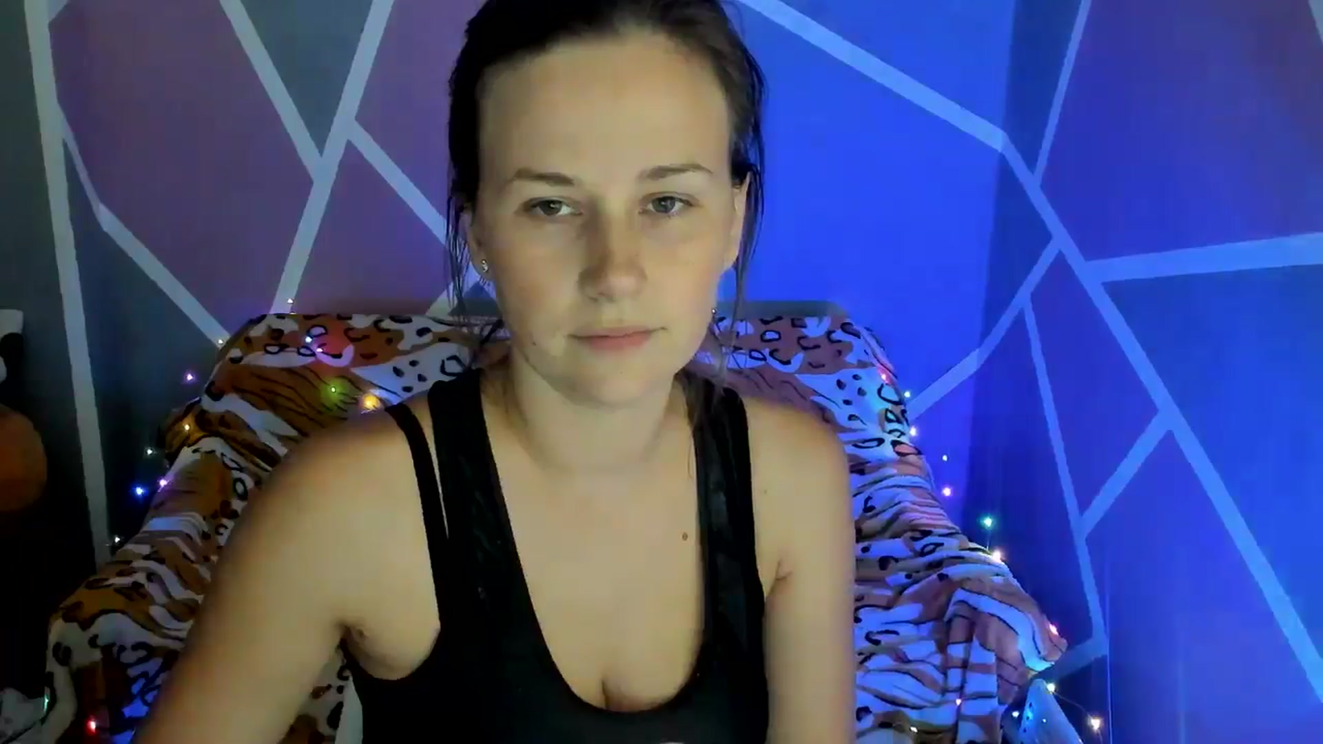Gallery image thumbnail from Sexy_Ukr's myfreecams stream on, 09/11/2024, 17:00 image 12 of 20