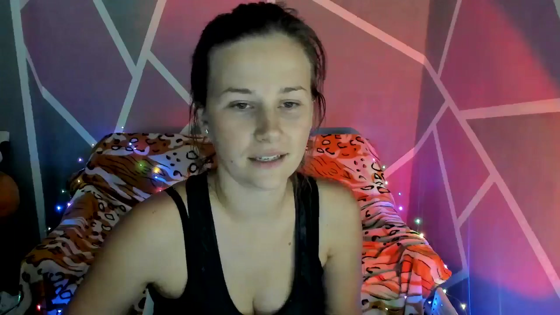 Gallery image thumbnail from Sexy_Ukr's myfreecams stream on, 09/11/2024, 17:00 image 20 of 20