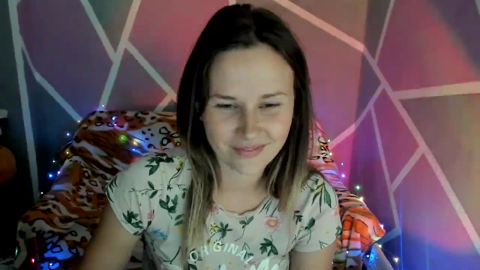 Gallery image thumbnail from Sexy_Ukr's myfreecams stream on, 09/17/2024, 17:20 image 12 of 20