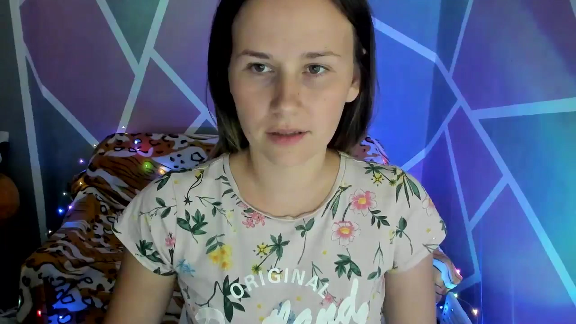 Gallery image thumbnail from Sexy_Ukr's myfreecams stream on, 09/17/2024, 17:20 image 15 of 20