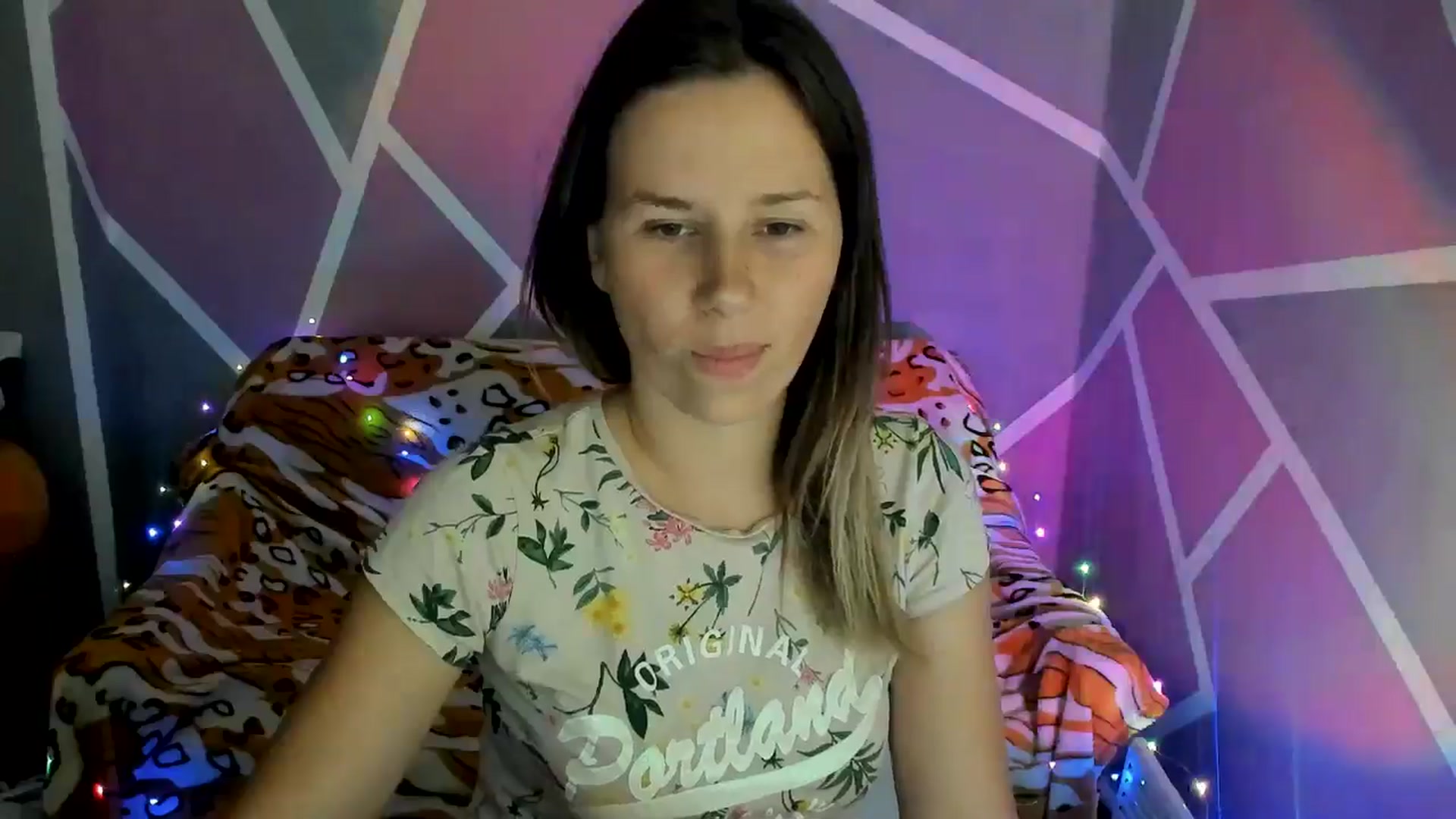Gallery image thumbnail from Sexy_Ukr's myfreecams stream on, 09/17/2024, 17:20 image 9 of 20