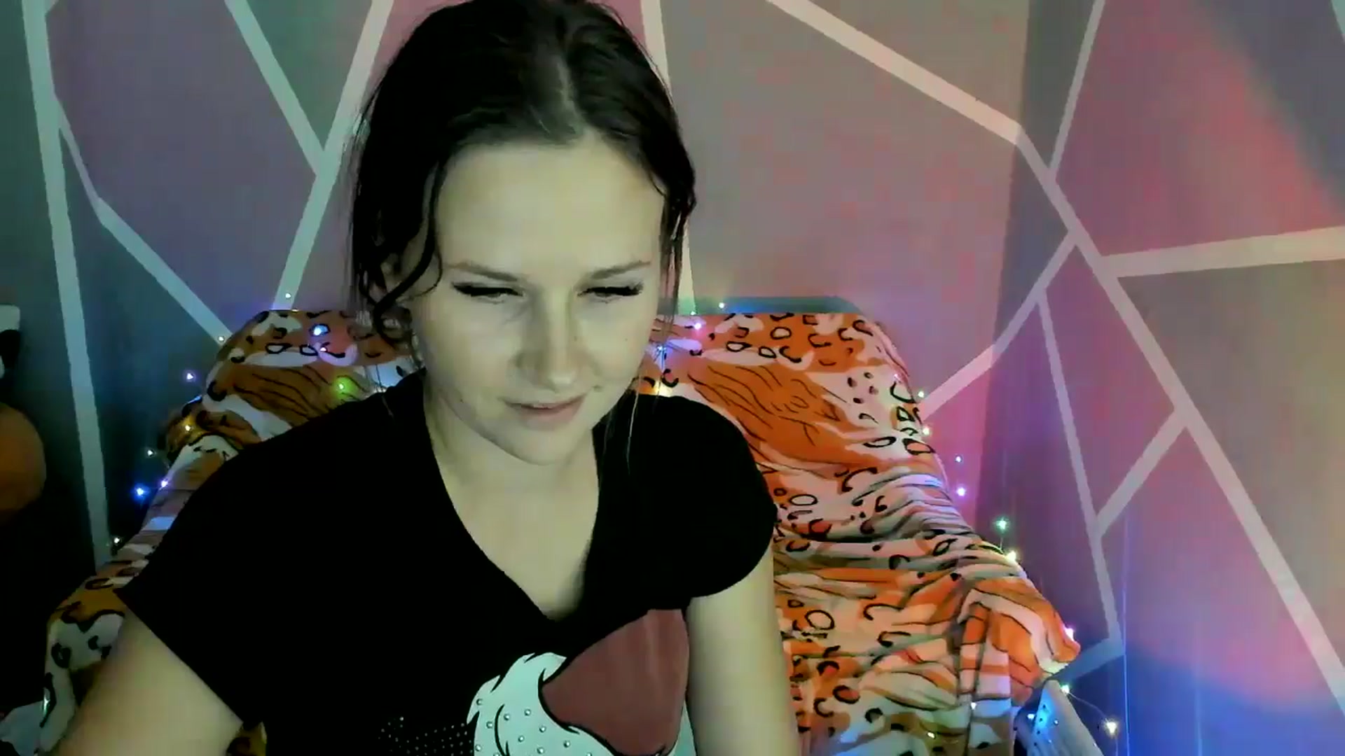 Gallery image thumbnail from Sexy_Ukr's myfreecams stream on, 09/19/2024, 15:37 image 6 of 20