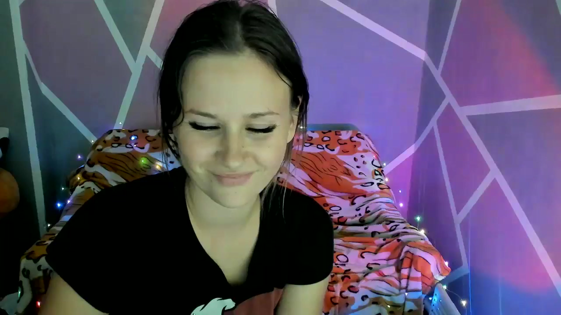 Gallery image thumbnail from Sexy_Ukr's myfreecams stream on, 09/19/2024, 15:37 image 5 of 20