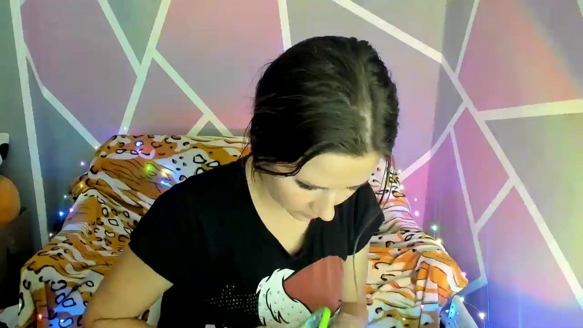 Gallery image thumbnail from Sexy_Ukr's myfreecams stream on, 09/19/2024, 15:37 image 20 of 20