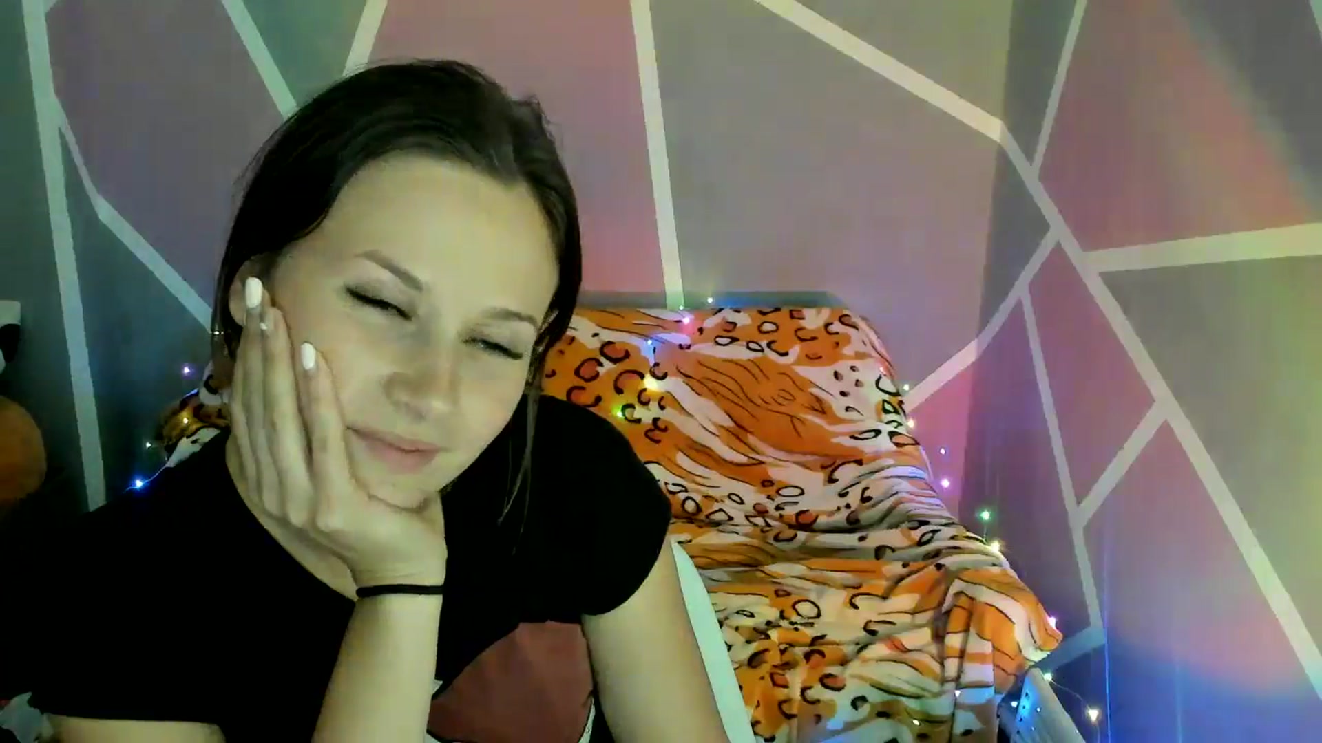 Gallery image thumbnail from Sexy_Ukr's myfreecams stream on, 09/19/2024, 15:37 image 13 of 20