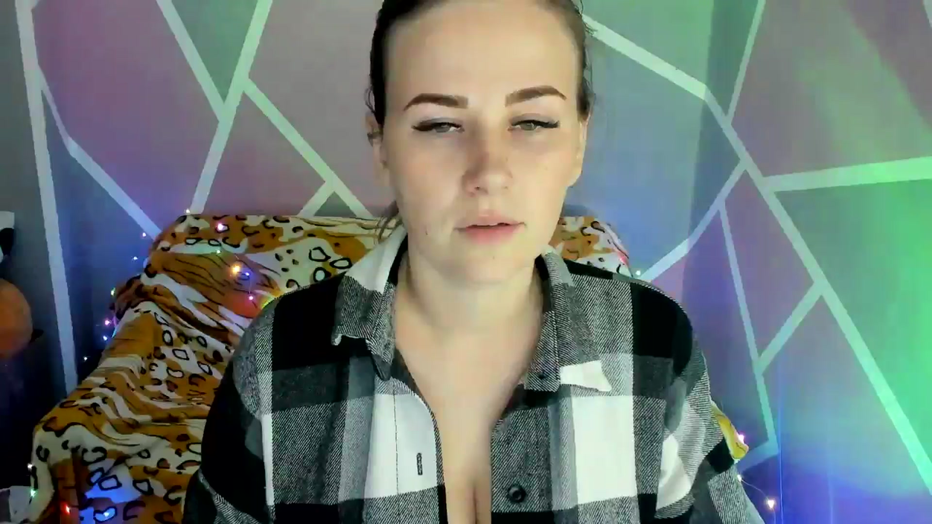 Gallery image thumbnail from Sexy_Ukr's myfreecams stream on, 09/20/2024, 17:19 image 17 of 20