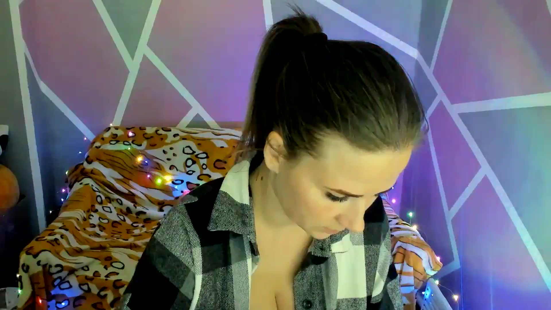 Gallery image thumbnail from Sexy_Ukr's myfreecams stream on, 09/20/2024, 17:19 image 7 of 20