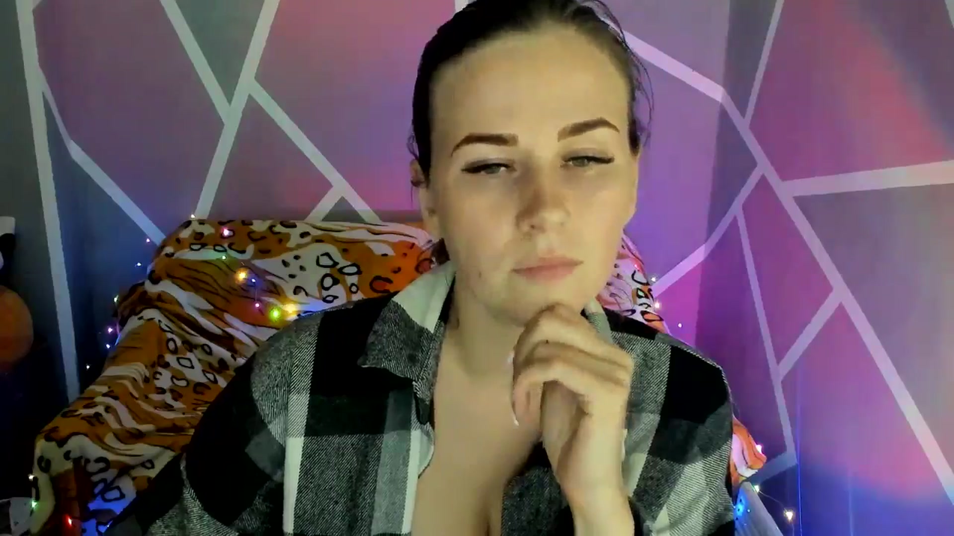 Gallery image thumbnail from Sexy_Ukr's myfreecams stream on, 09/20/2024, 17:19 image 10 of 20