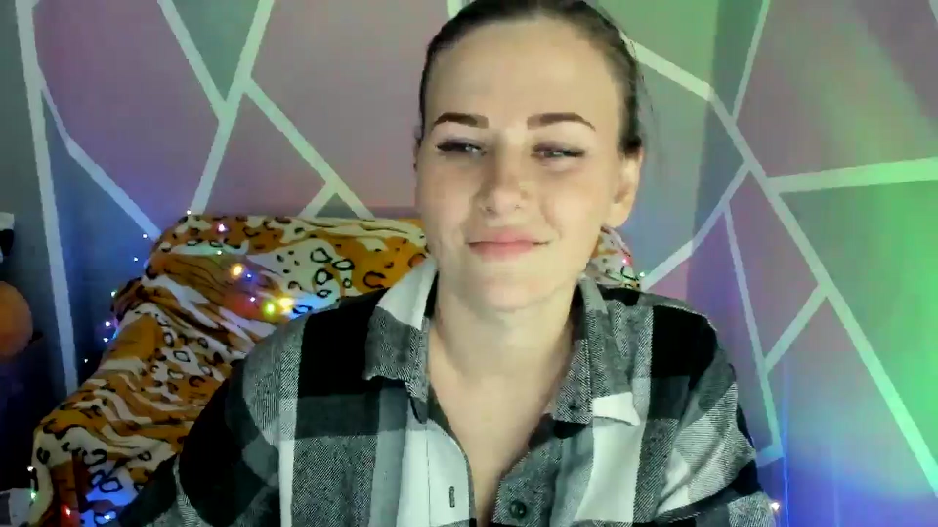 Gallery image thumbnail from Sexy_Ukr's myfreecams stream on, 09/20/2024, 17:19 image 16 of 20
