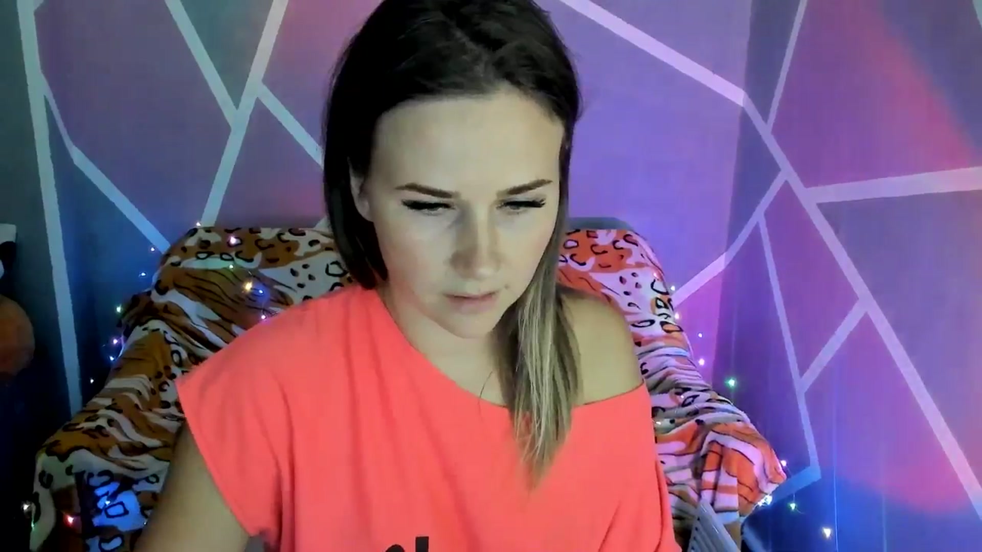 Gallery image thumbnail from Sexy_Ukr's myfreecams stream on, 09/24/2024, 17:28 image 18 of 20