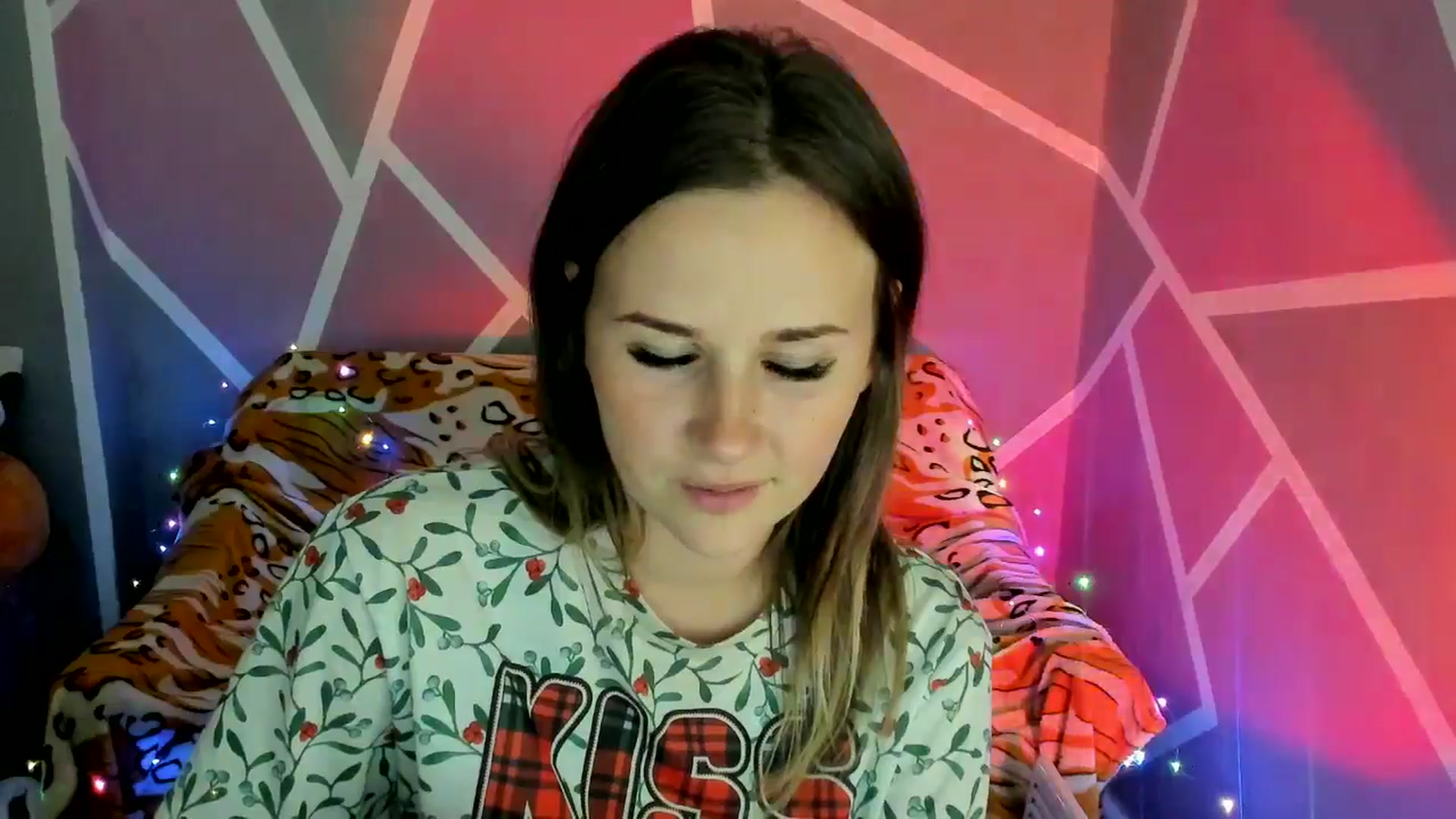 Gallery image thumbnail from Sexy_Ukr's myfreecams stream on, 09/27/2024, 17:52 image 18 of 20
