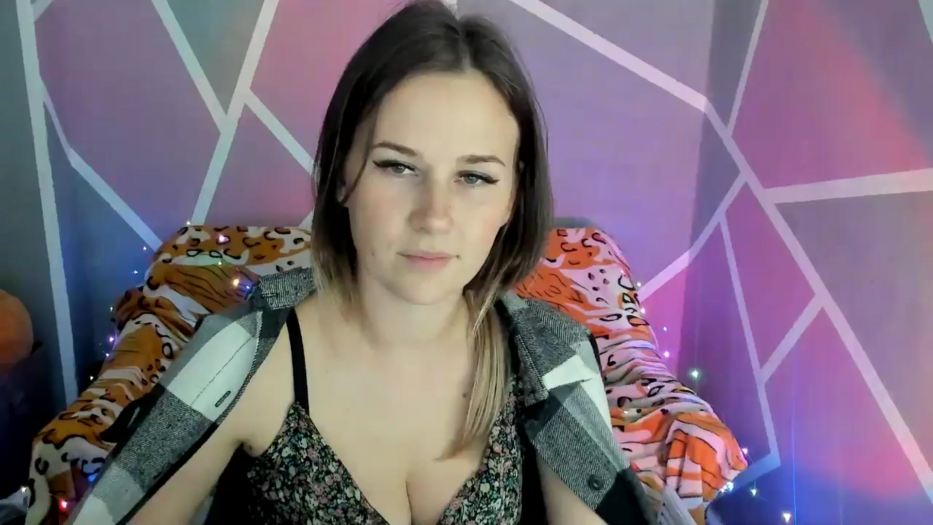Gallery image thumbnail from Sexy_Ukr's myfreecams stream on, 09/28/2024, 16:45 image 4 of 20