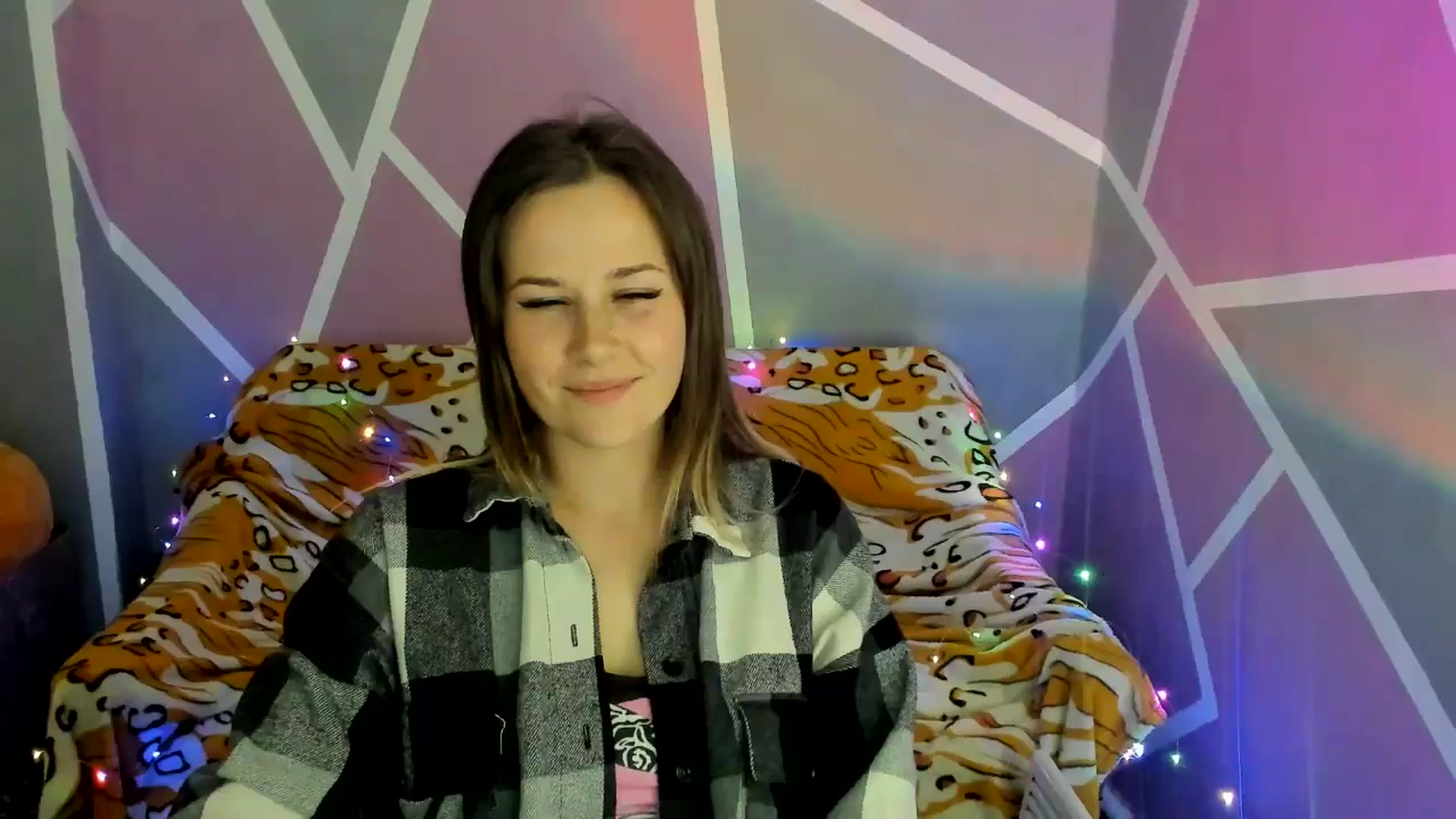 Gallery image thumbnail from Sexy_Ukr's myfreecams stream on, 10/02/2024, 15:34 image 13 of 20