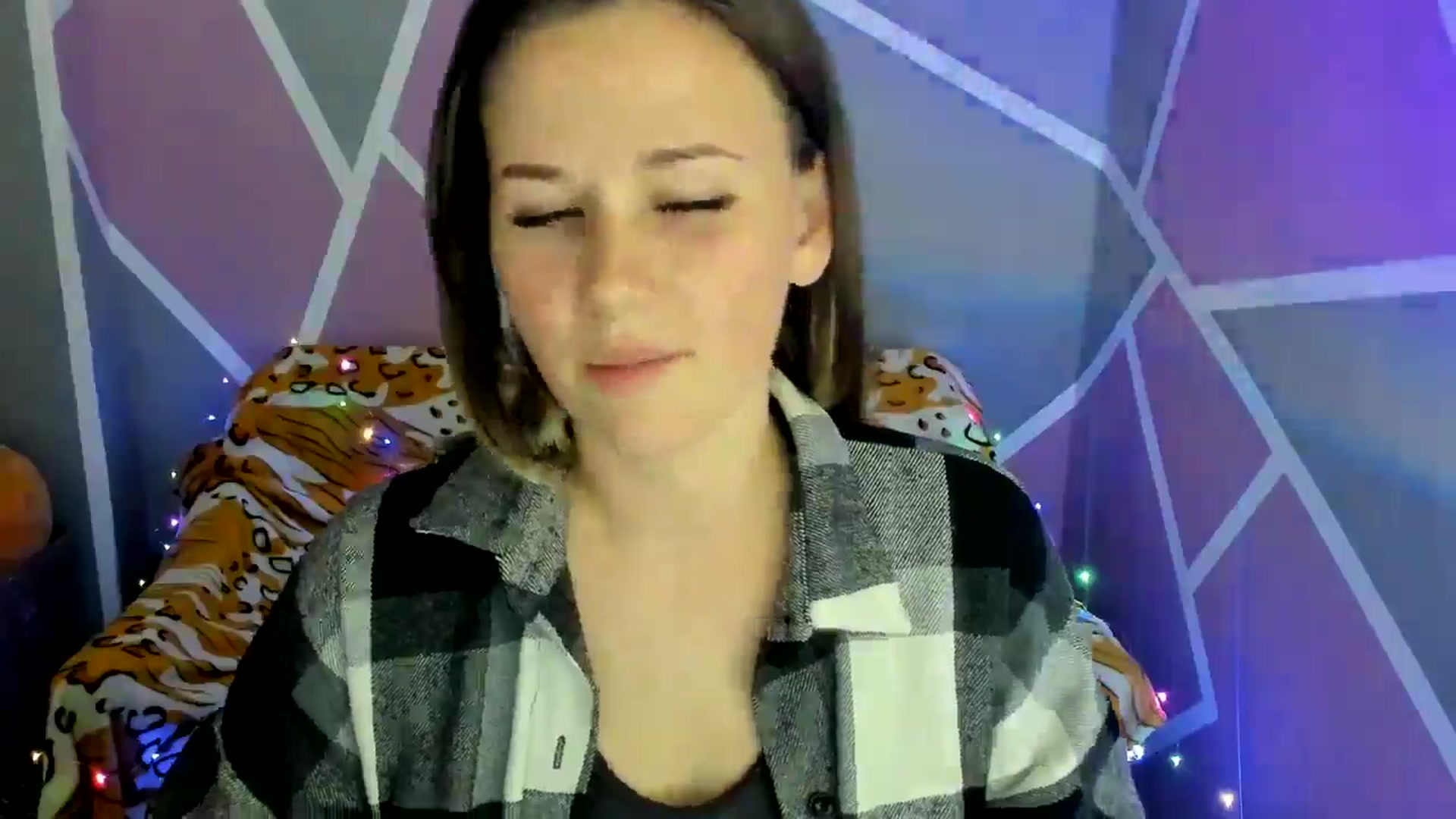 Gallery image thumbnail from Sexy_Ukr's myfreecams stream on, 10/02/2024, 17:01 image 4 of 20