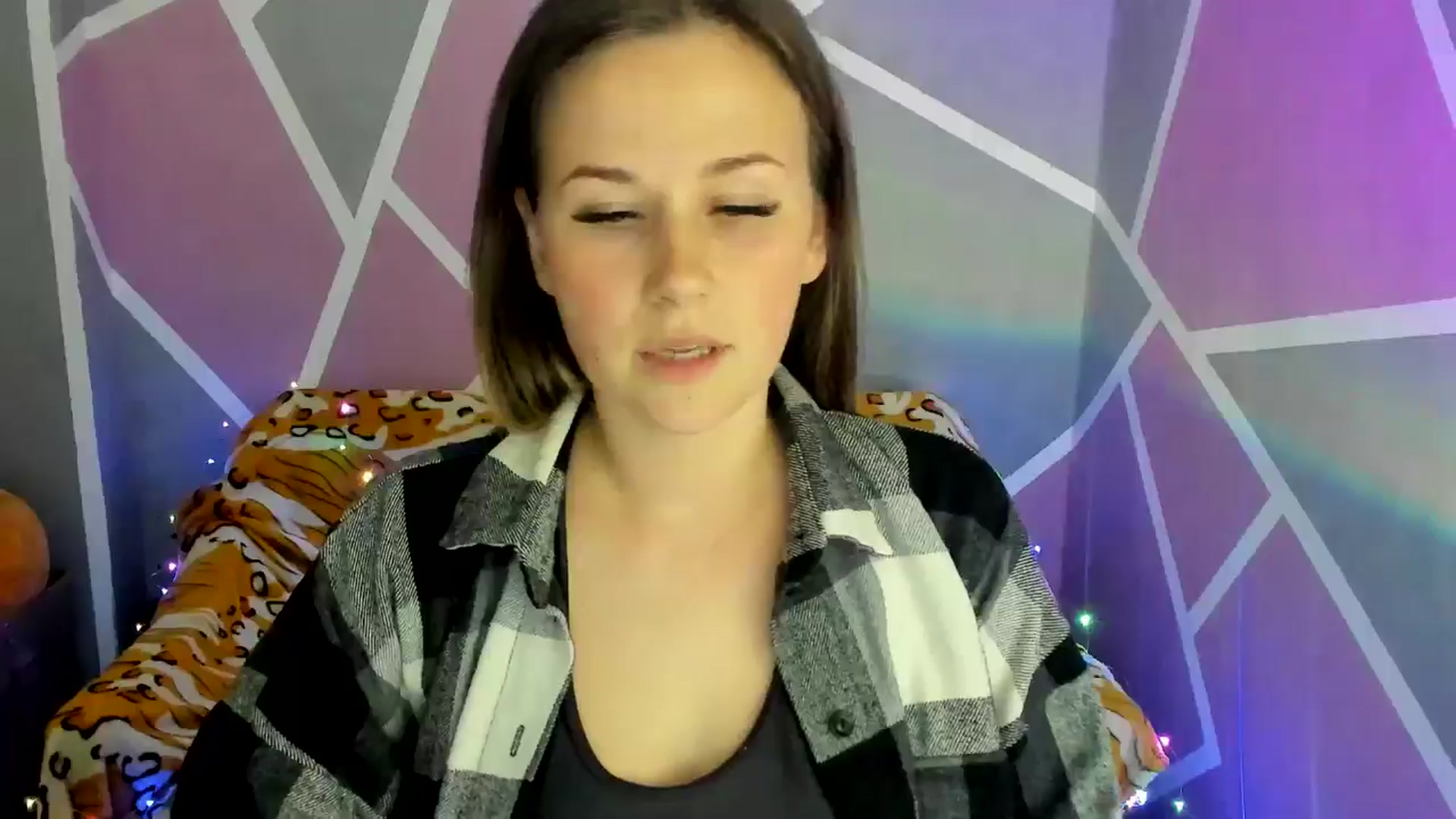Gallery image thumbnail from Sexy_Ukr's myfreecams stream on, 10/02/2024, 17:01 image 18 of 20