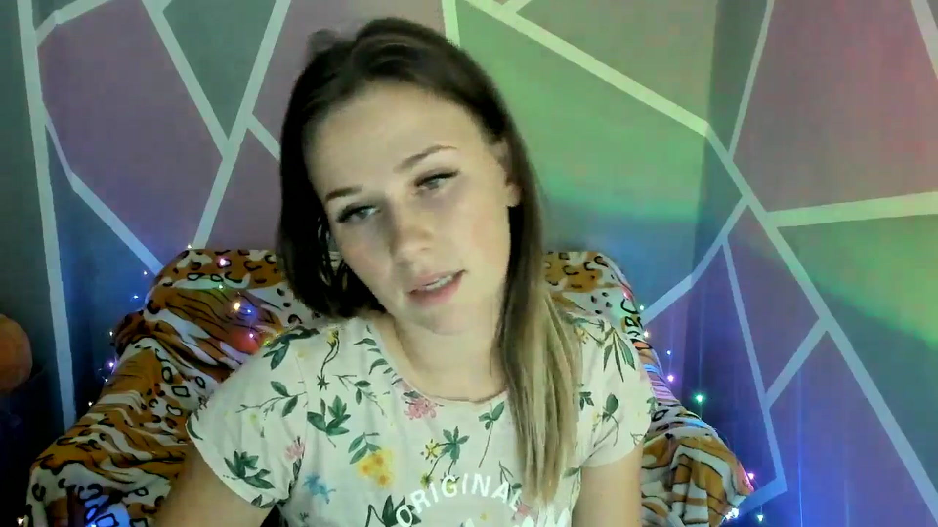 Gallery image thumbnail from Sexy_Ukr's myfreecams stream on, 10/03/2024, 16:49 image 8 of 20