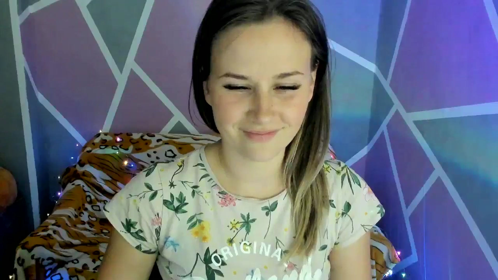 Gallery image thumbnail from Sexy_Ukr's myfreecams stream on, 10/03/2024, 16:49 image 16 of 20