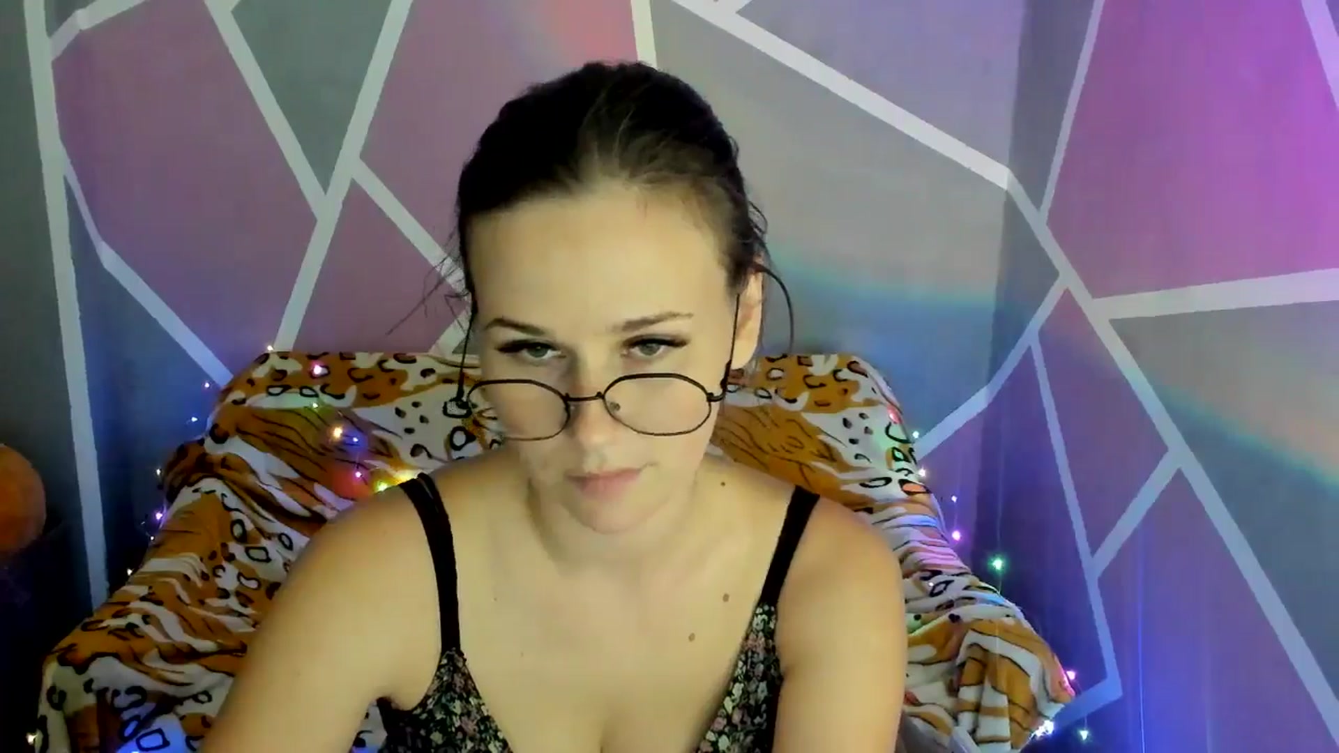 Gallery image thumbnail from Sexy_Ukr's myfreecams stream on, 10/04/2024, 17:52 image 3 of 20