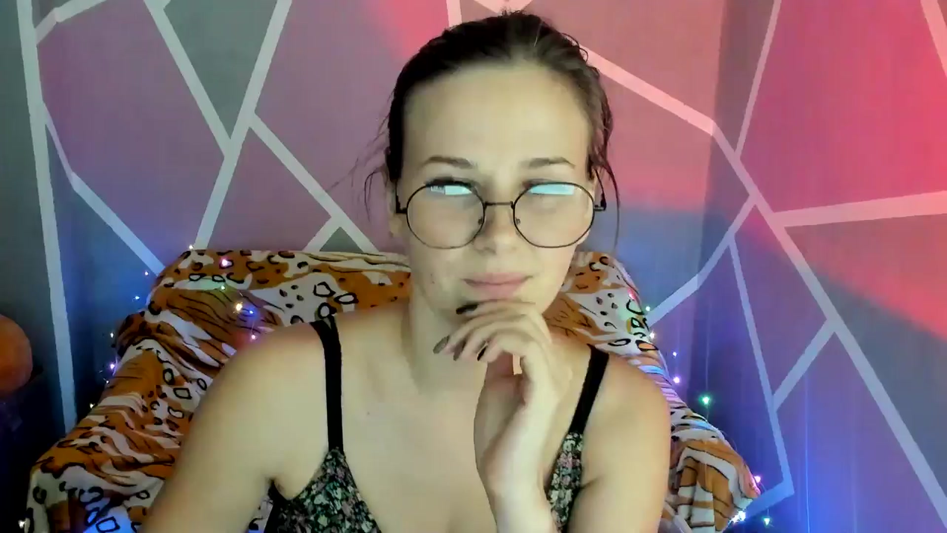 Gallery image thumbnail from Sexy_Ukr's myfreecams stream on, 10/04/2024, 17:52 image 9 of 20