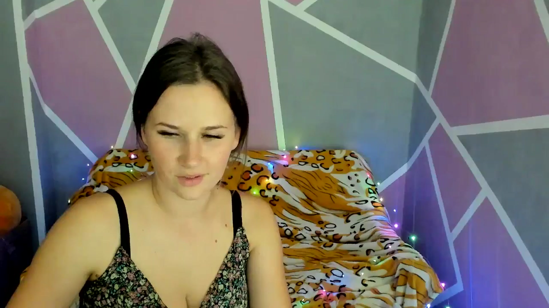 Gallery image thumbnail from Sexy_Ukr's myfreecams stream on, 10/06/2024, 16:16 image 13 of 20