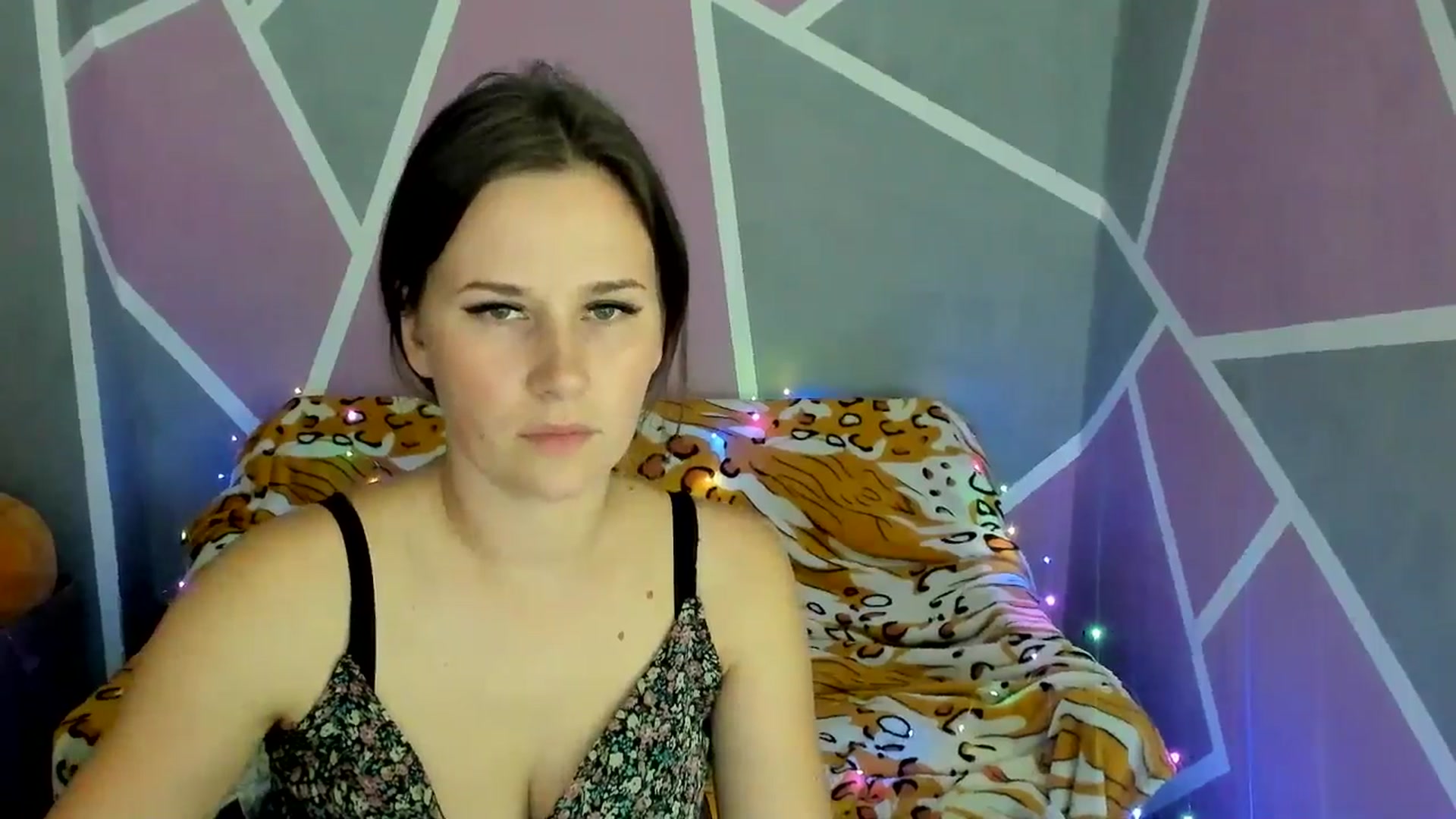 Gallery image thumbnail from Sexy_Ukr's myfreecams stream on, 10/06/2024, 16:16 image 11 of 20