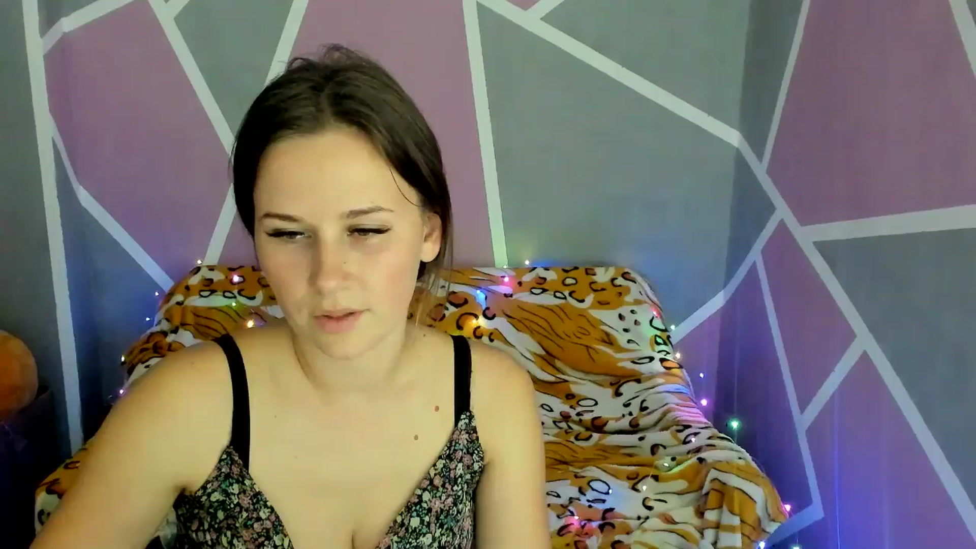 Gallery image thumbnail from Sexy_Ukr's myfreecams stream on, 10/06/2024, 16:16 image 10 of 20