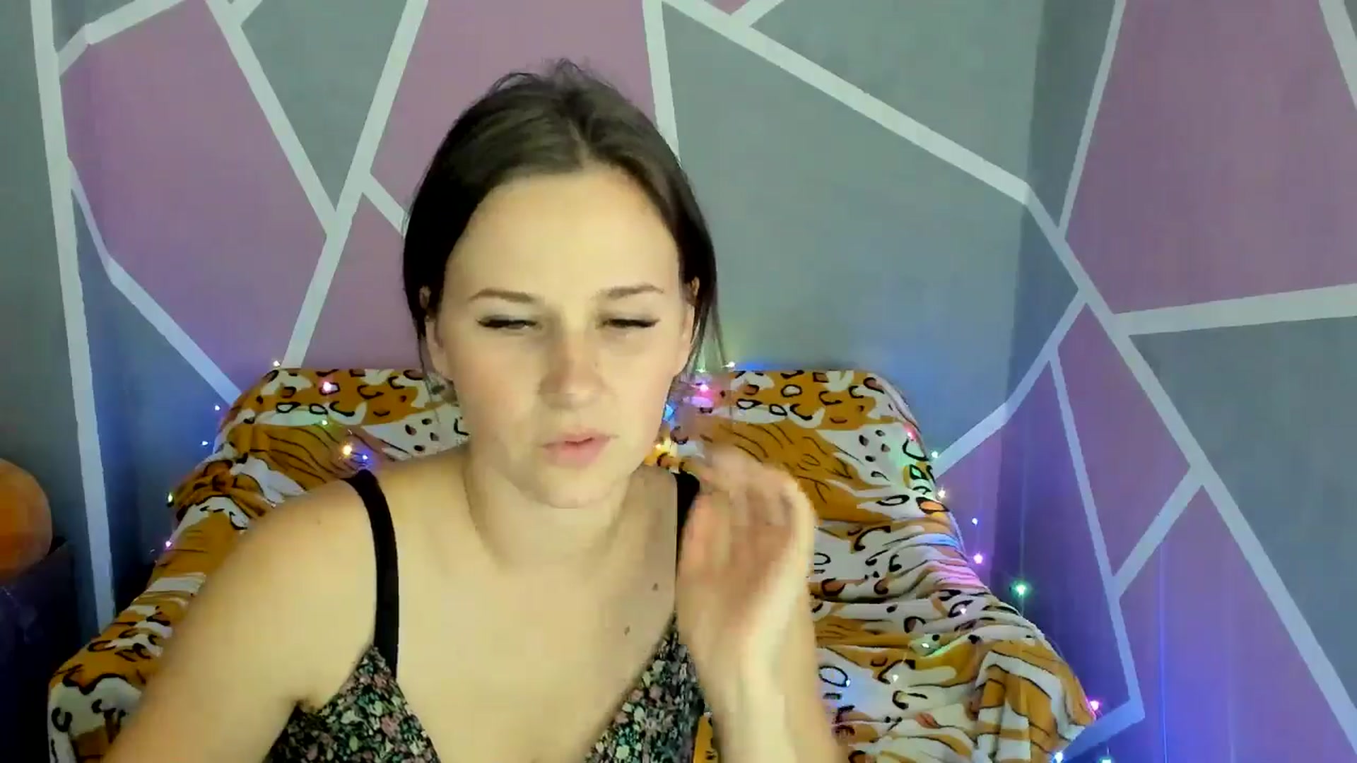 Gallery image thumbnail from Sexy_Ukr's myfreecams stream on, 10/06/2024, 16:16 image 7 of 20