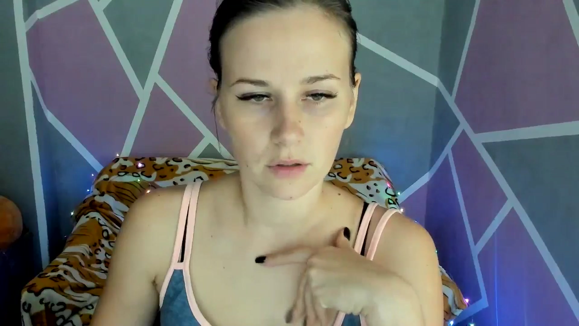 Gallery image thumbnail from Sexy_Ukr's myfreecams stream on, 10/08/2024, 15:43 image 2 of 20