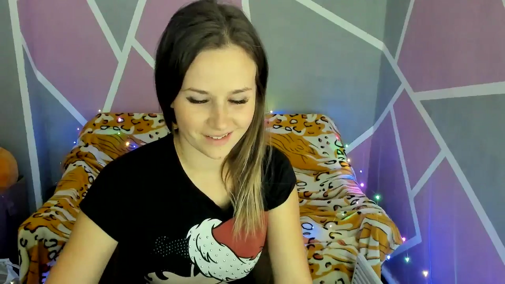 Gallery image thumbnail from Sexy_Ukr's myfreecams stream on, 10/10/2024, 15:03 image 17 of 20