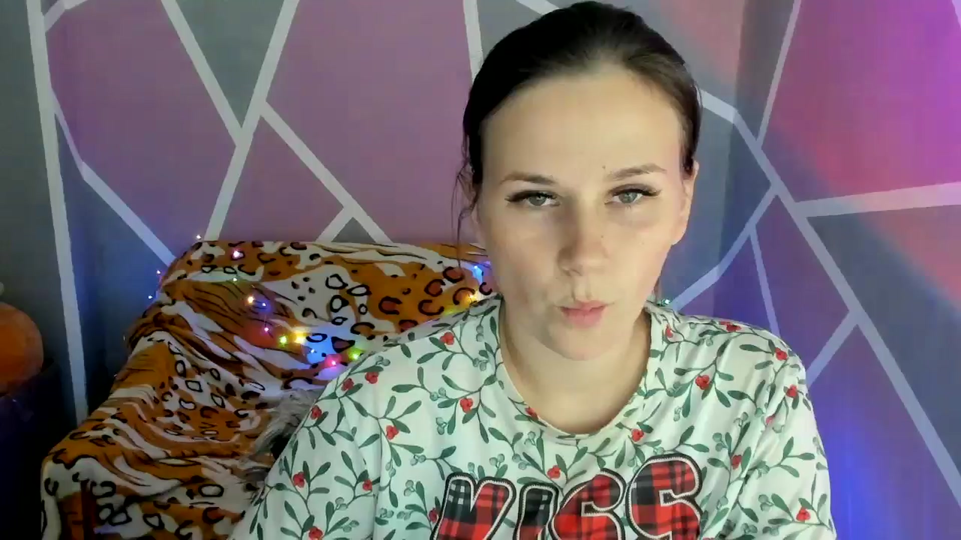 Gallery image thumbnail from Sexy_Ukr's myfreecams stream on, 10/17/2024, 16:07 image 5 of 20