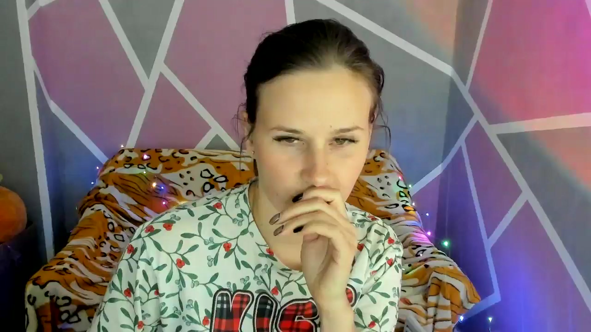 Gallery image thumbnail from Sexy_Ukr's myfreecams stream on, 10/17/2024, 16:07 image 16 of 20