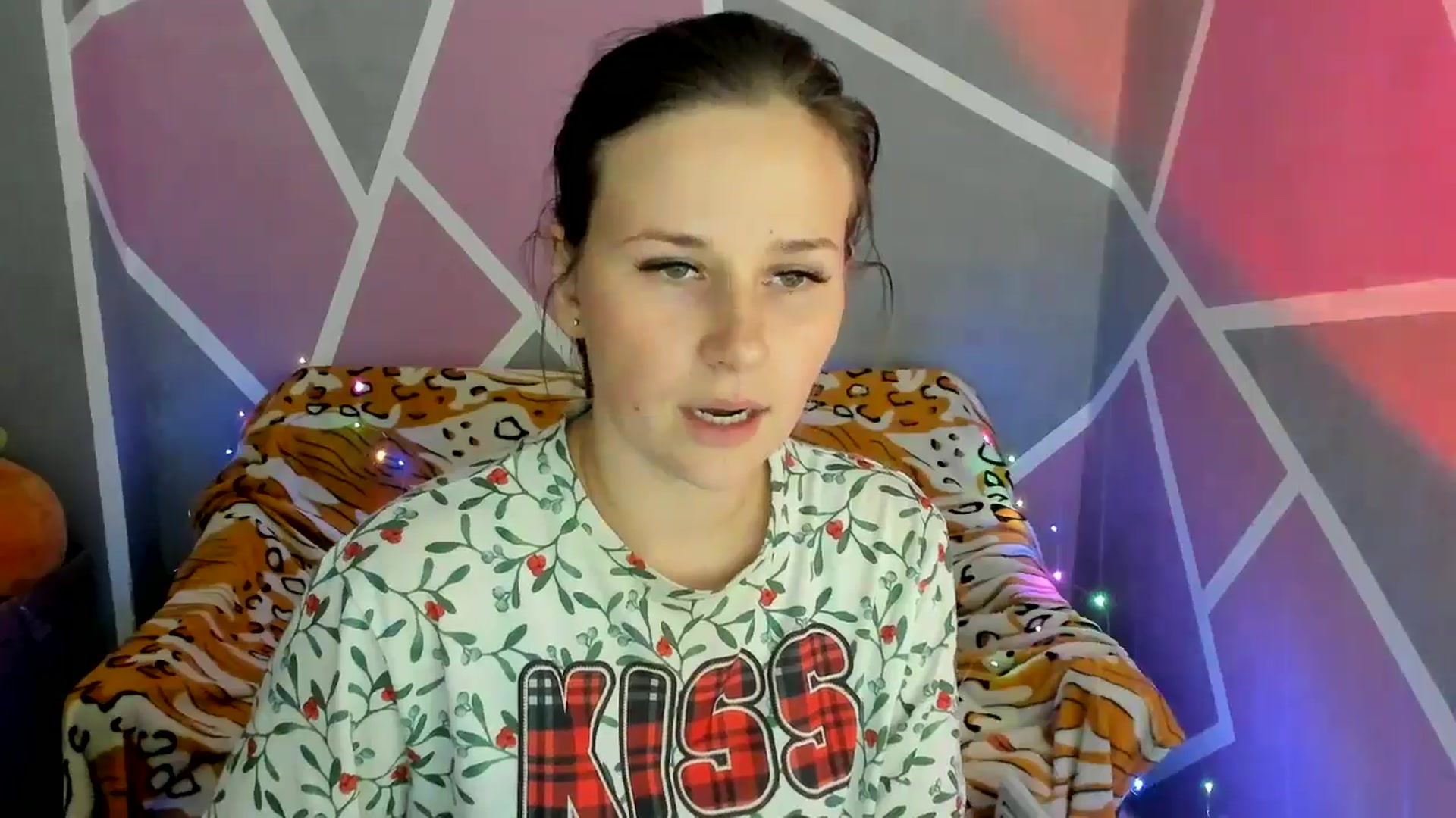 Gallery image thumbnail from Sexy_Ukr's myfreecams stream on, 10/17/2024, 16:07 image 15 of 20
