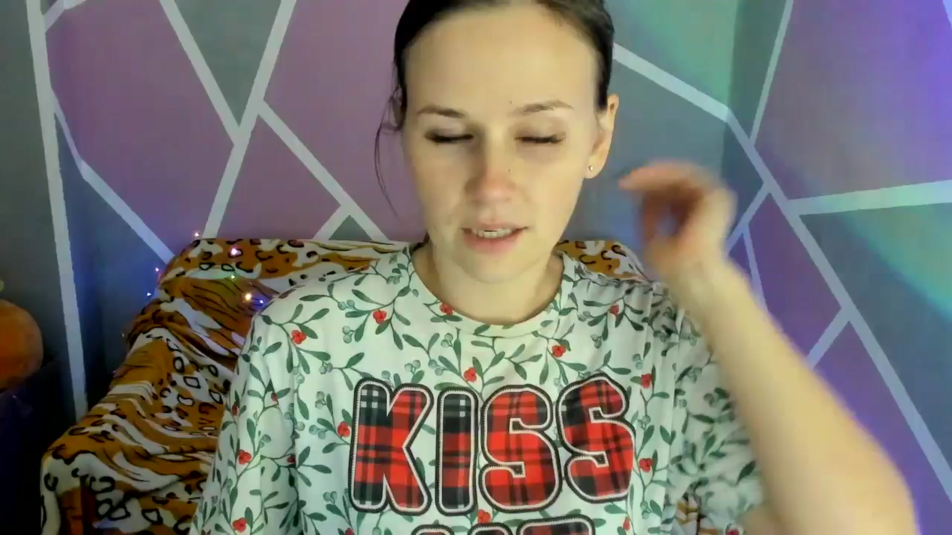 Gallery image thumbnail from Sexy_Ukr's myfreecams stream on, 10/17/2024, 16:07 image 1 of 20