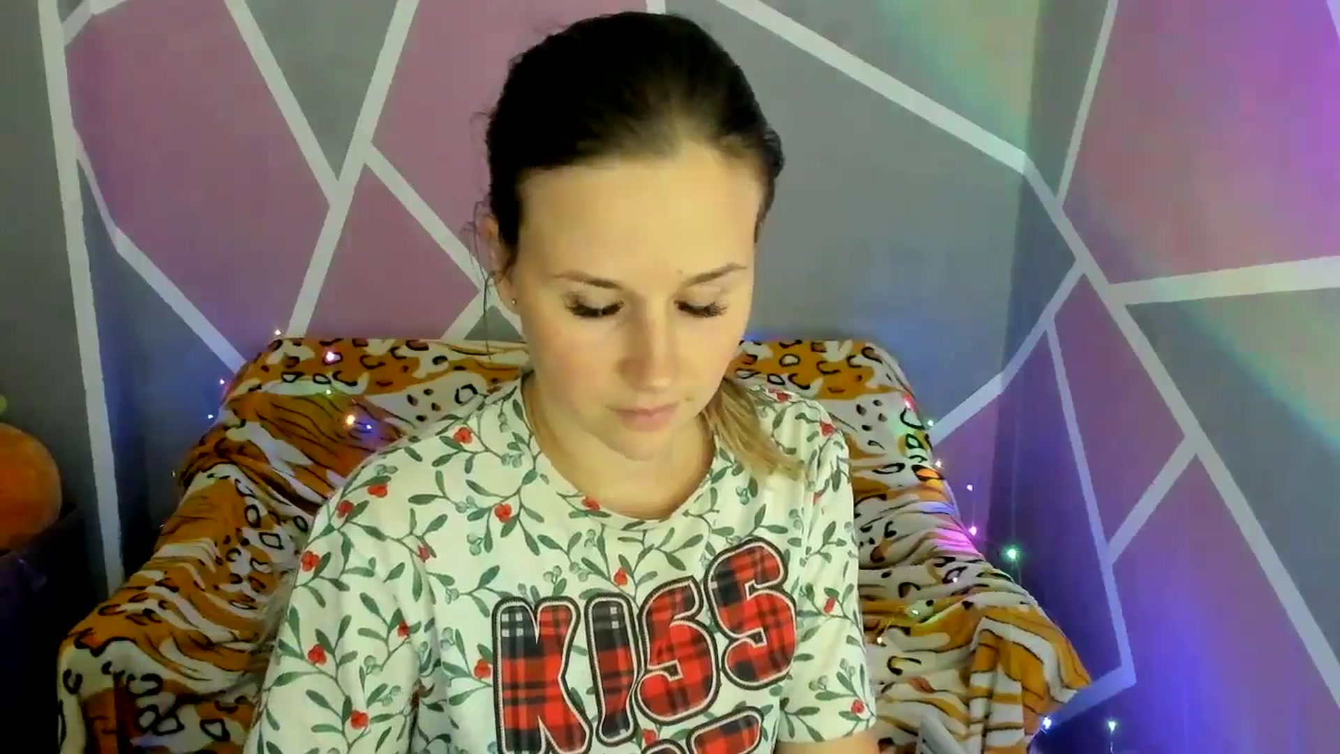 Gallery image thumbnail from Sexy_Ukr's myfreecams stream on, 10/17/2024, 16:07 image 18 of 20