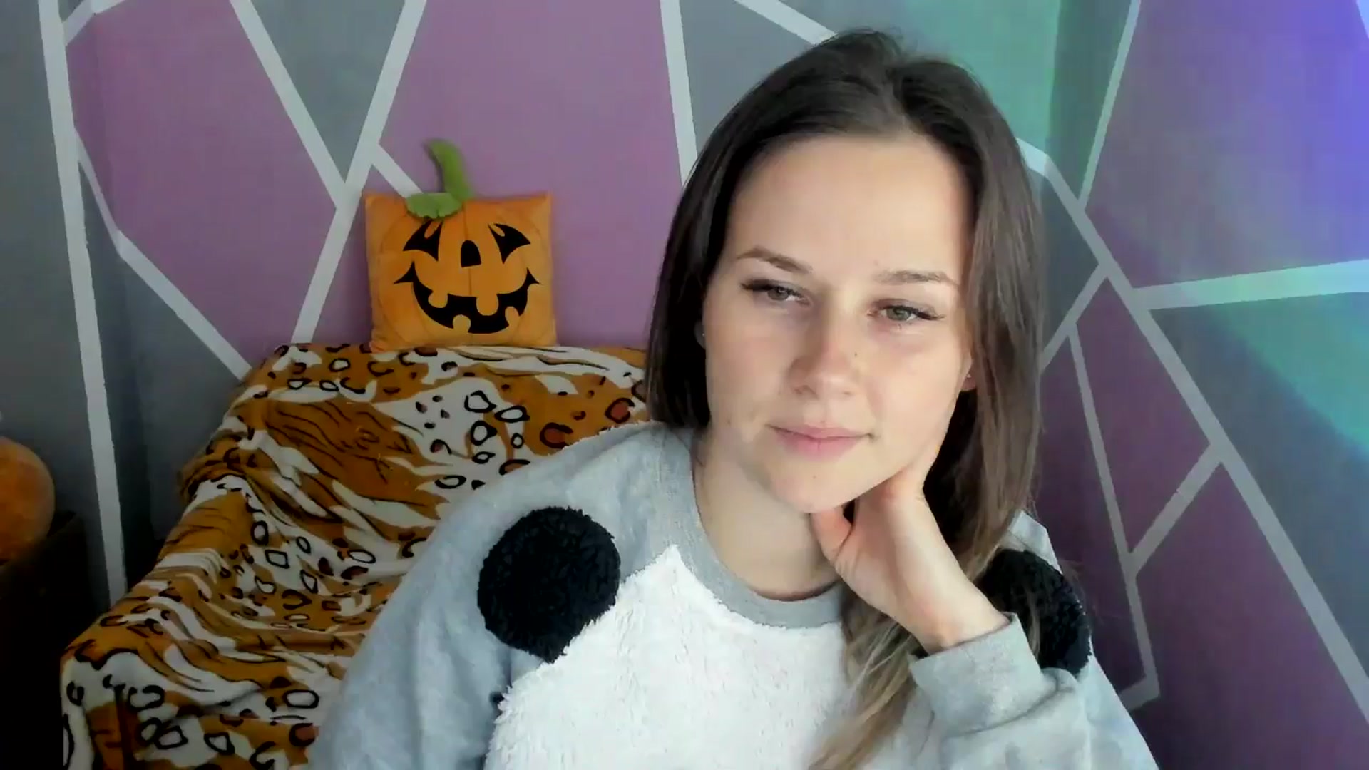 Gallery image thumbnail from Sexy_Ukr's myfreecams stream on, 10/19/2024, 17:33 image 5 of 20