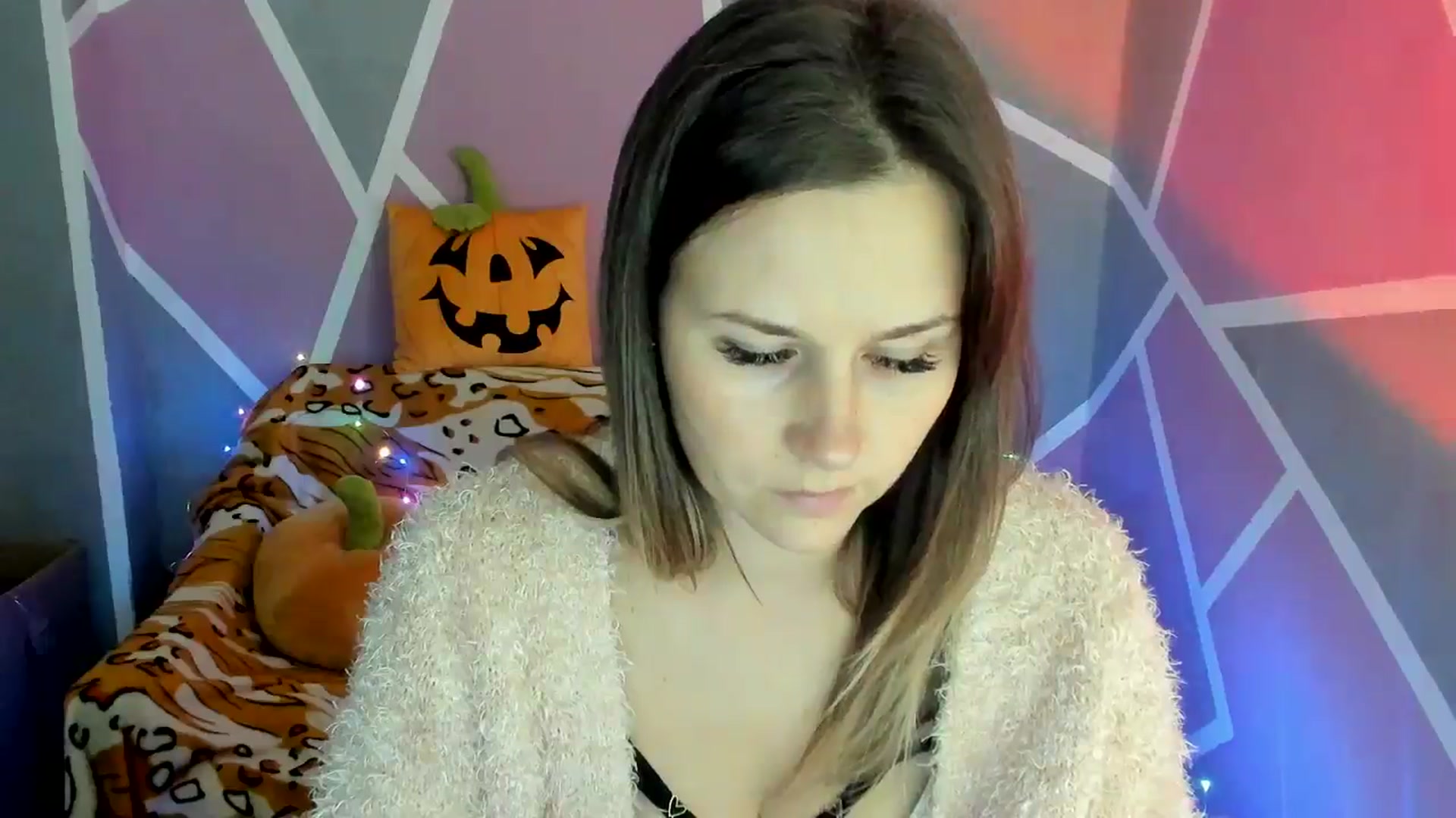 Gallery image thumbnail from Sexy_Ukr's myfreecams stream on, 10/20/2024, 17:36 image 3 of 20