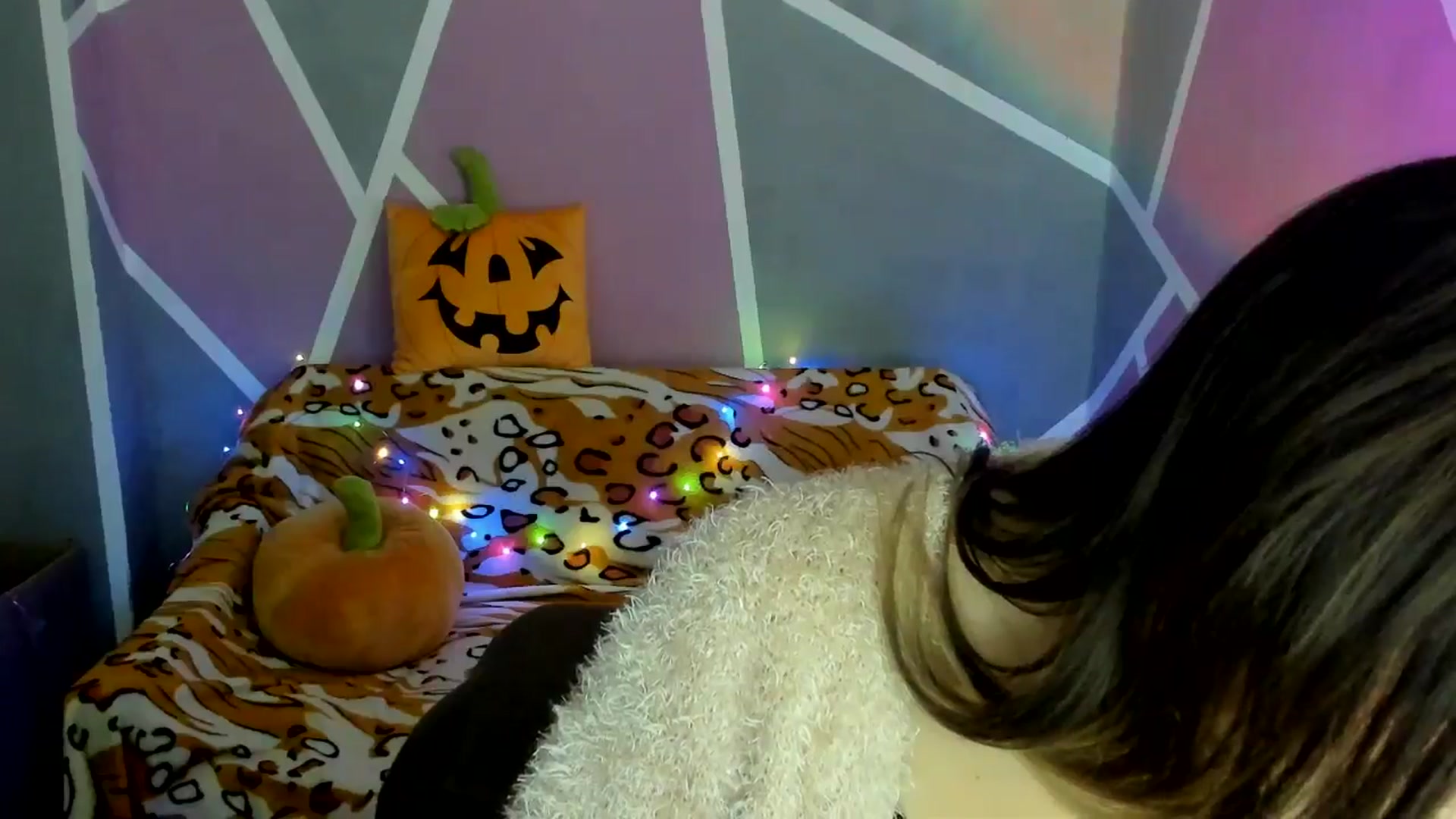 Gallery image thumbnail from Sexy_Ukr's myfreecams stream on, 10/20/2024, 17:36 image 4 of 20