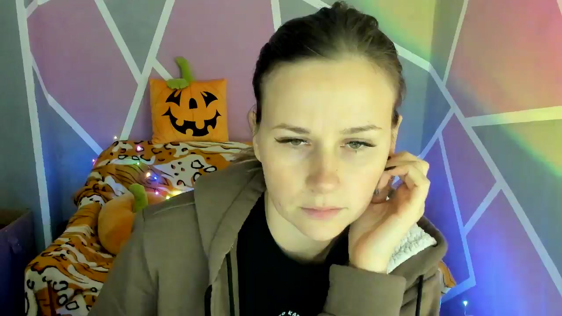 Gallery image thumbnail from Sexy_Ukr's myfreecams stream on, 10/22/2024, 15:52 image 7 of 20