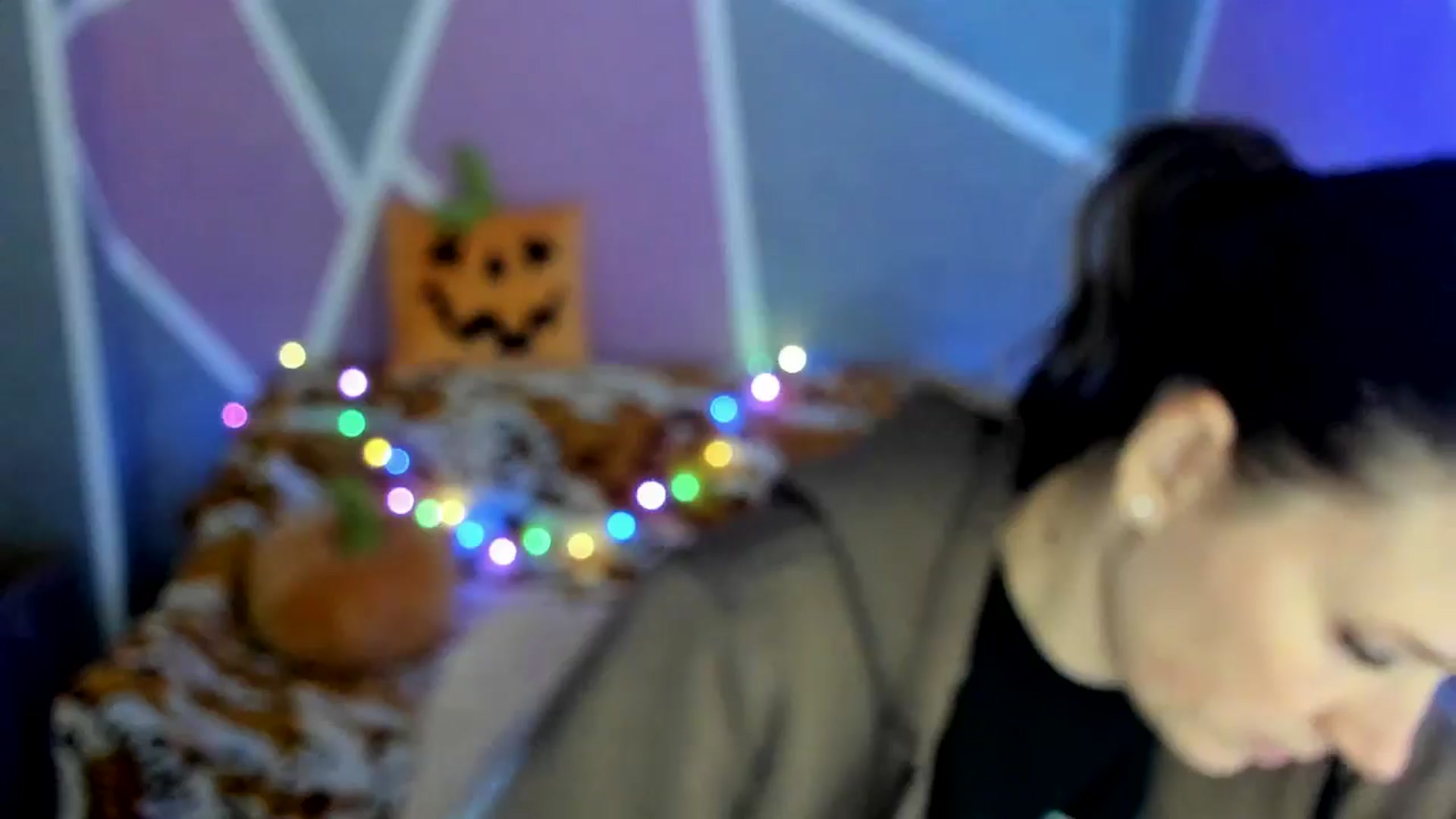 Gallery image thumbnail from Sexy_Ukr's myfreecams stream on, 10/22/2024, 15:52 image 10 of 20
