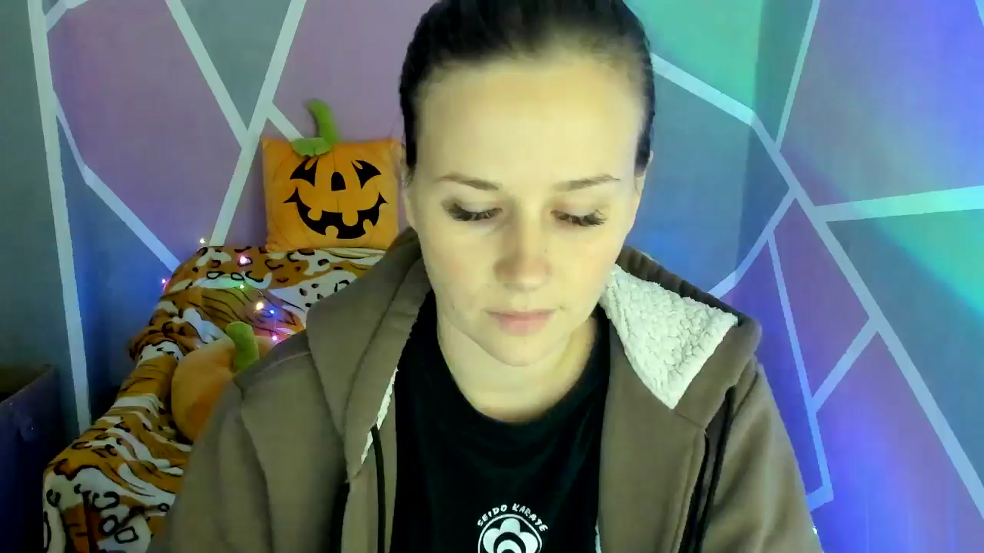 Gallery image thumbnail from Sexy_Ukr's myfreecams stream on, 10/22/2024, 15:52 image 17 of 20