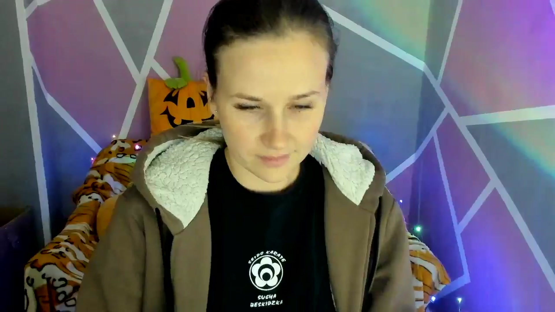Gallery image thumbnail from Sexy_Ukr's myfreecams stream on, 10/22/2024, 16:59 image 6 of 20
