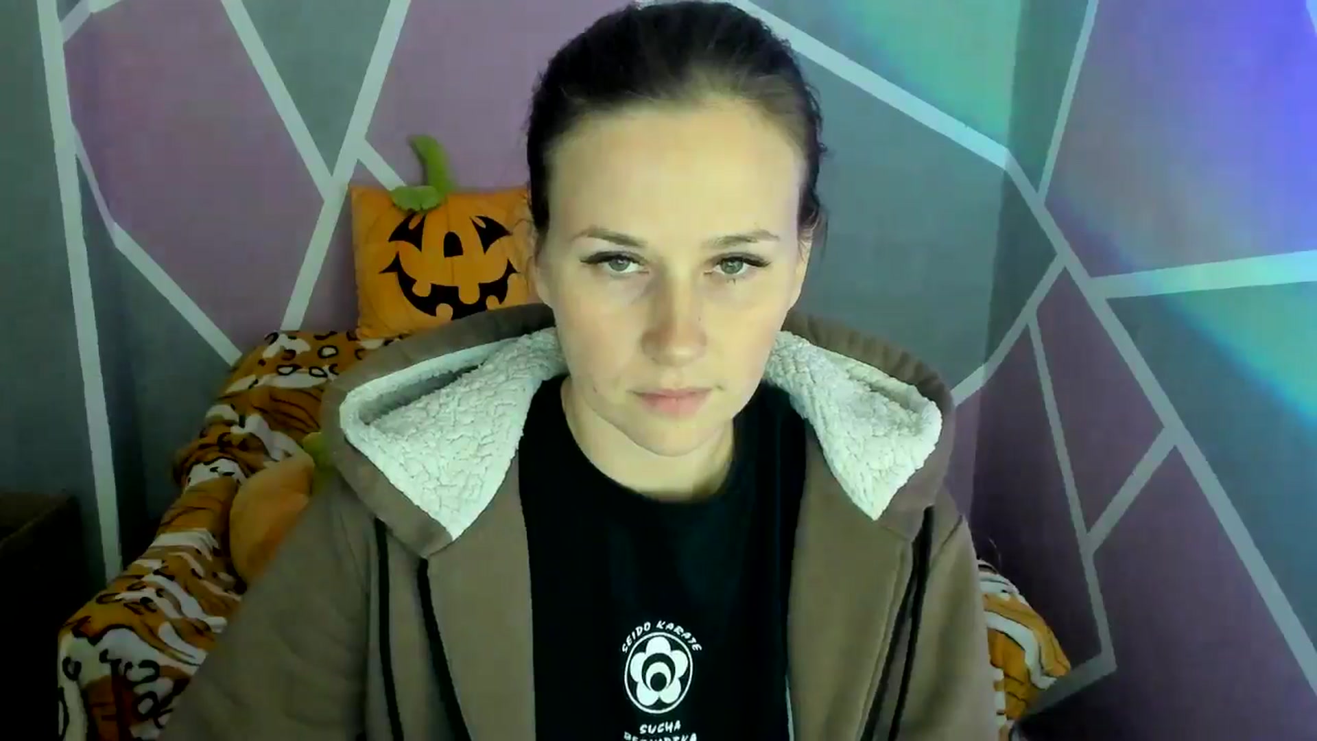 Gallery image thumbnail from Sexy_Ukr's myfreecams stream on, 10/22/2024, 16:59 image 19 of 20