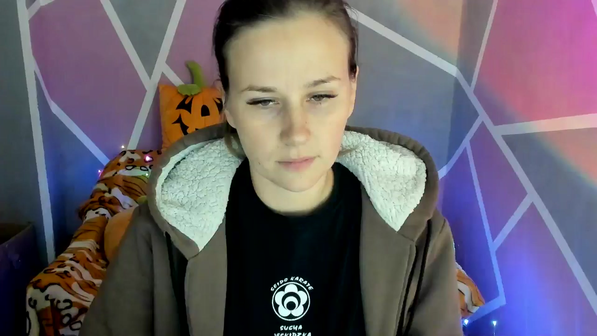 Gallery image thumbnail from Sexy_Ukr's myfreecams stream on, 10/22/2024, 16:59 image 1 of 20