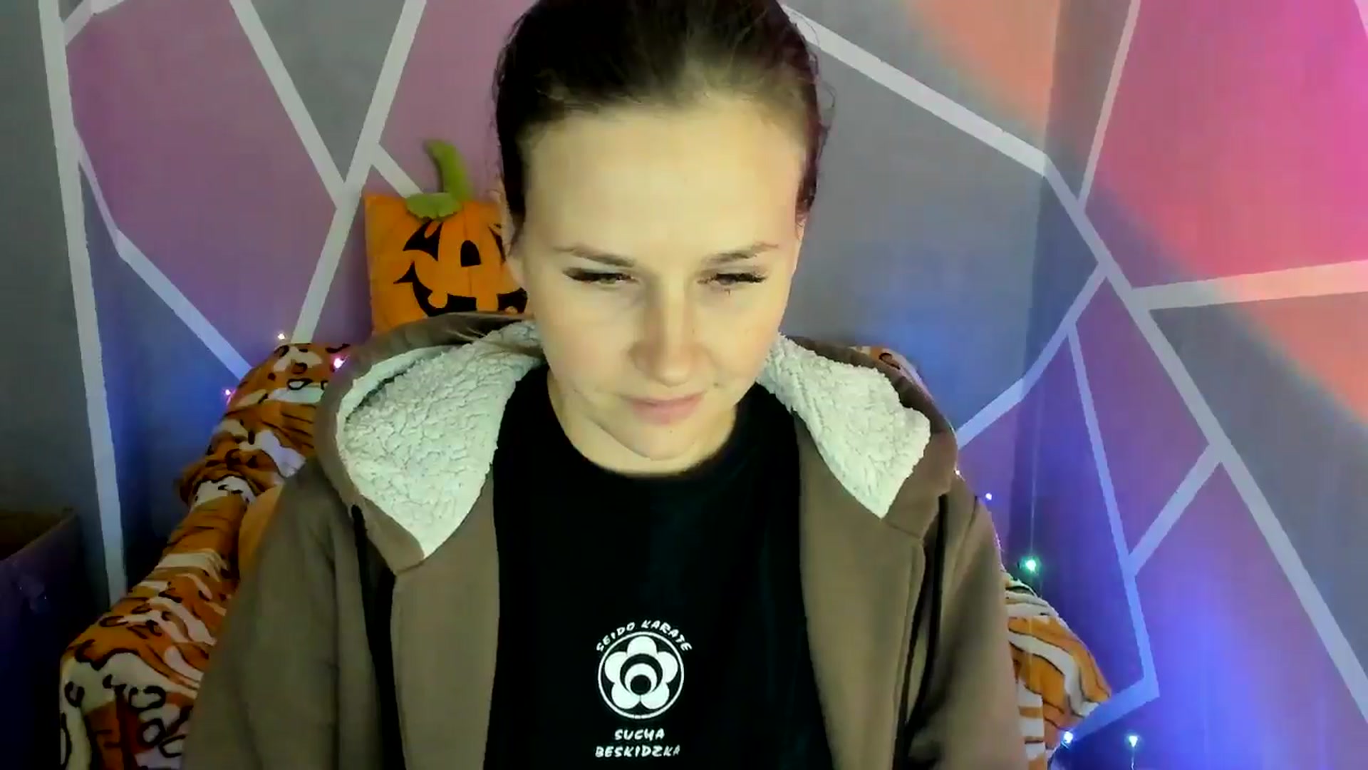 Gallery image thumbnail from Sexy_Ukr's myfreecams stream on, 10/22/2024, 16:59 image 8 of 20