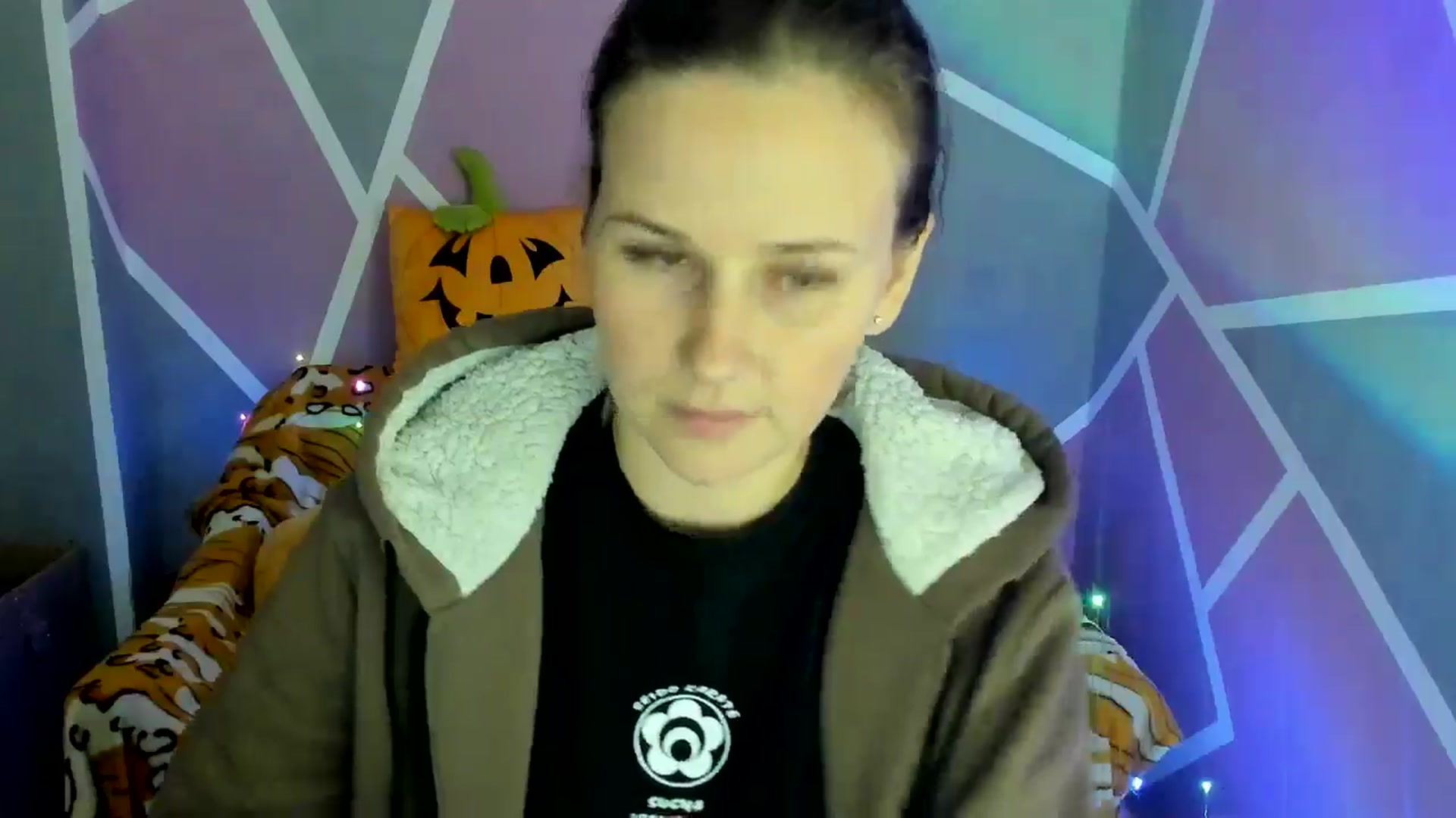 Gallery image thumbnail from Sexy_Ukr's myfreecams stream on, 10/22/2024, 16:59 image 4 of 20