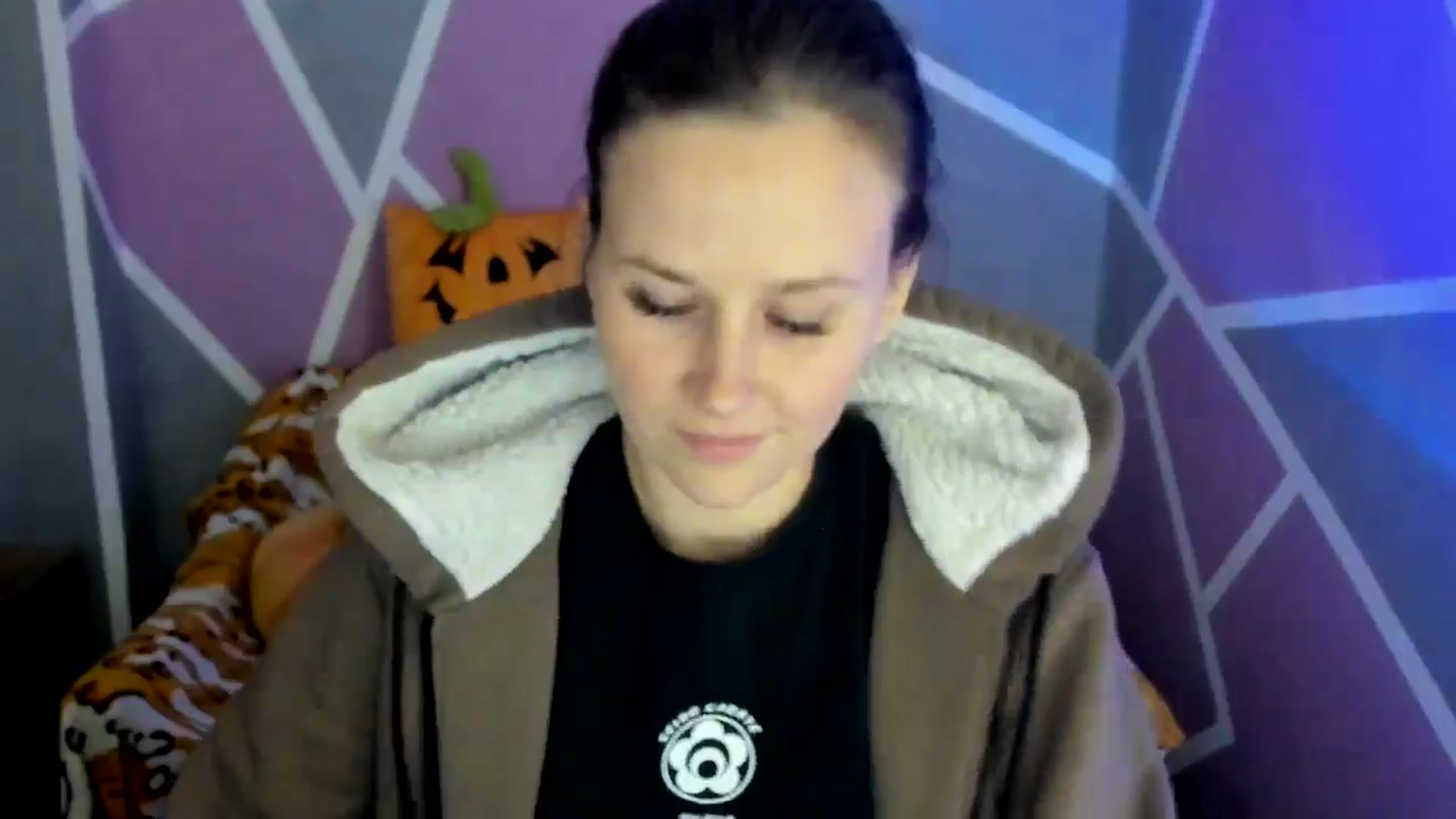 Gallery image thumbnail from Sexy_Ukr's myfreecams stream on, 10/22/2024, 16:59 image 13 of 20