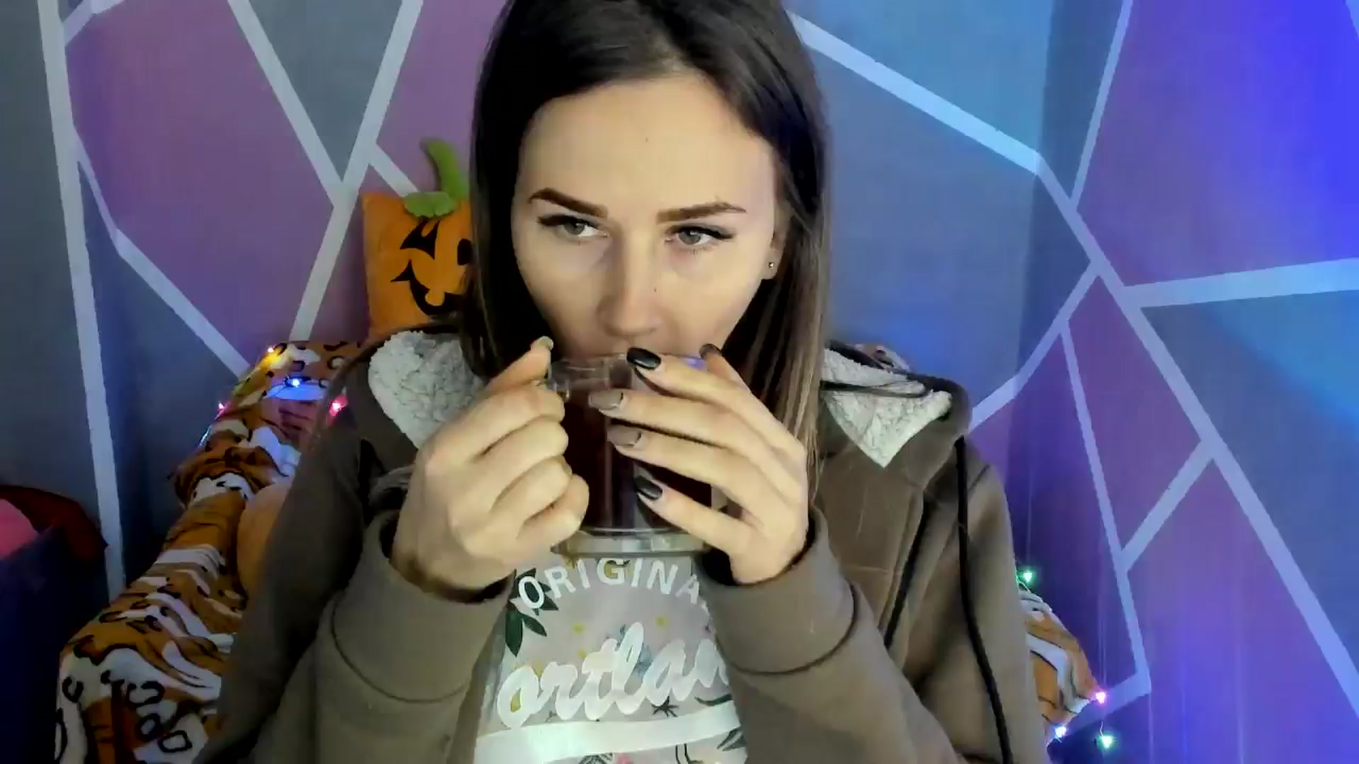 Gallery image thumbnail from Sexy_Ukr's myfreecams stream on, 10/24/2024, 15:51 image 1 of 20